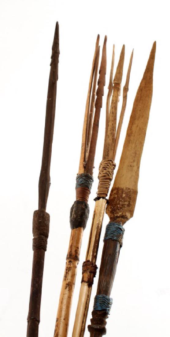 ANTIQUE NEW GUINEA FISHING SPEAR LOT OF 4: Early authentic Tribal spears.