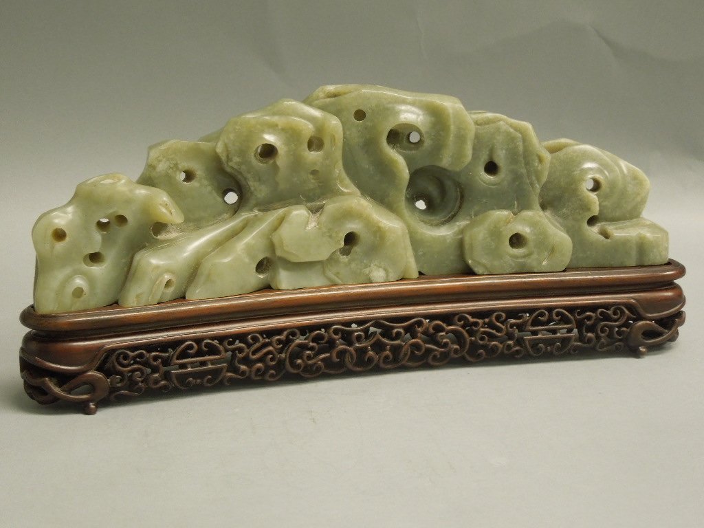 ANTIQUE CHINESE JADE BORDER (1 of 7)