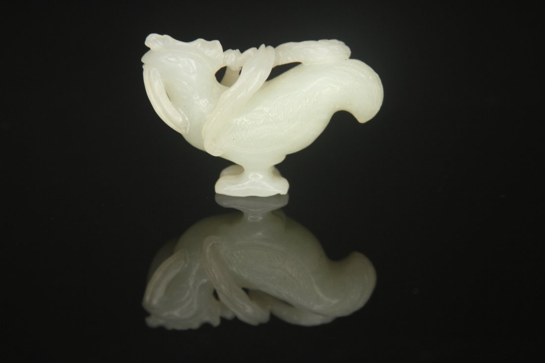 ANTIQUE CHINESE JADE CARVING (1 of 5)