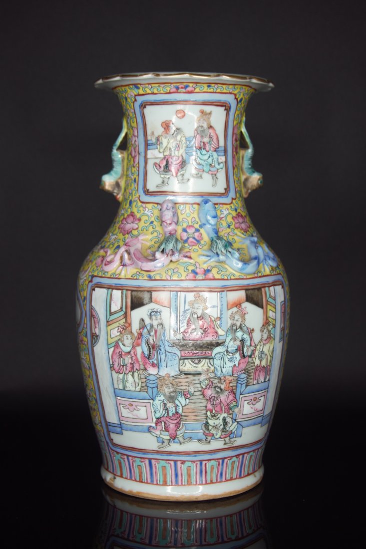 ANTIQUE CHINESE VASE (1 of 7)