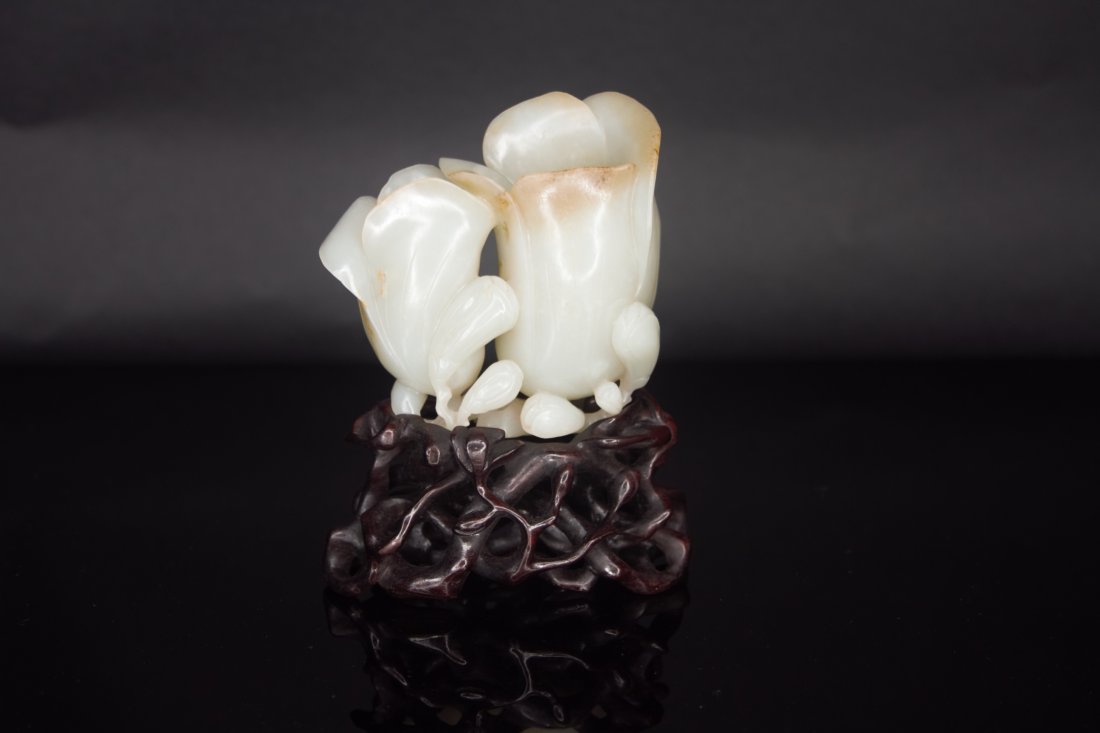 ANTIQUE CHINESE JADE CARVING (1 of 8)