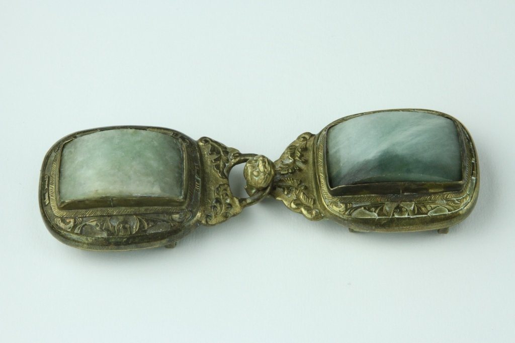 Antiue Chinese Bronze Jadeite Belt Buckle (1 of 5)