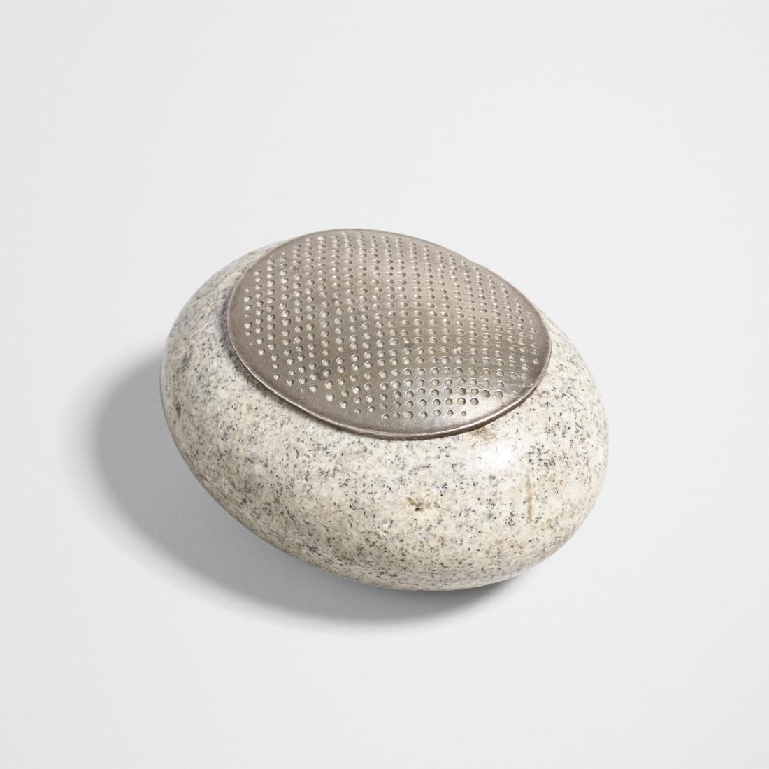 John Prip, River Stone lidded box (1 of 4)
