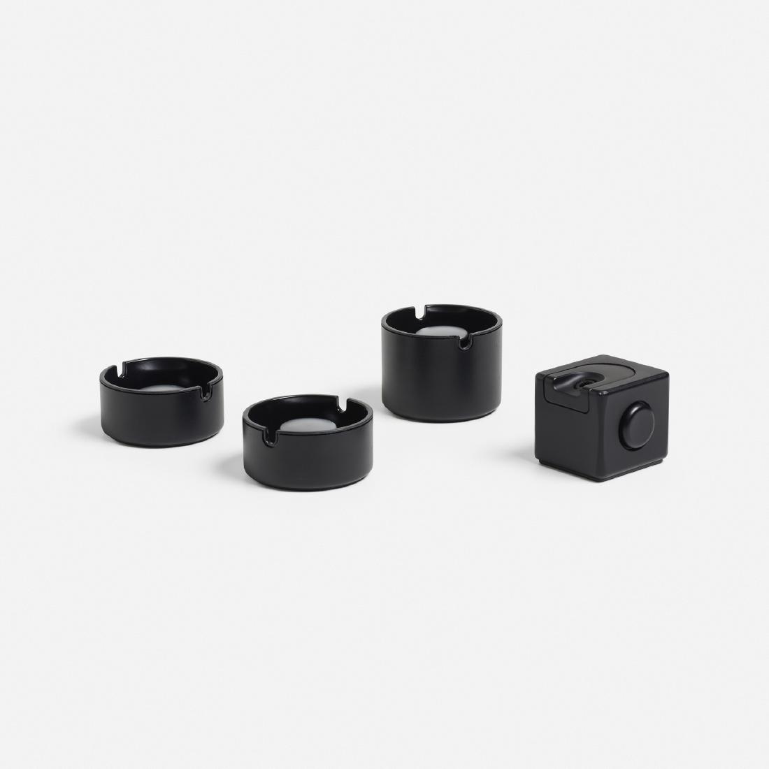 Dieter Rams, Domino smoking accessory set (1 of 3)