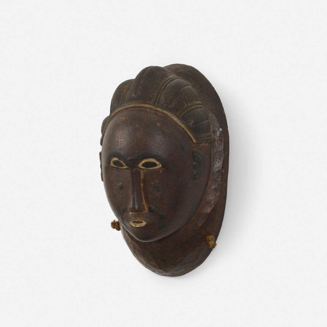 Baule artist, mask (1 of 2)