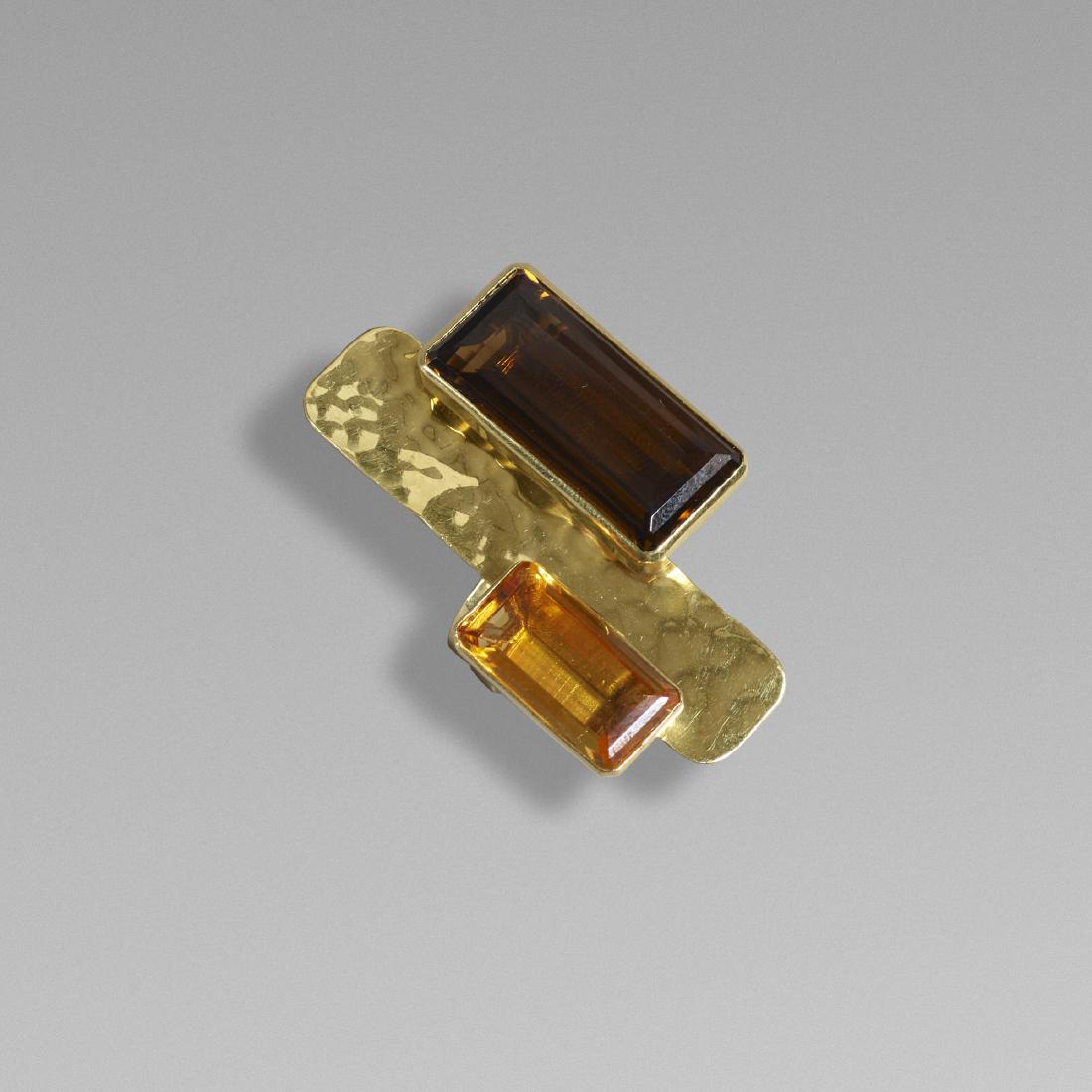 Robert Lee Morris, gold and quartz ring: Robert Lee Morris gold and quartz ring USA18 karat gold, smoky quartz, citrine quartz1.25 w × 1.25 d × 2 l in (3 × 3 × 5 cm) Impressed manufacturer's mark and signature '1