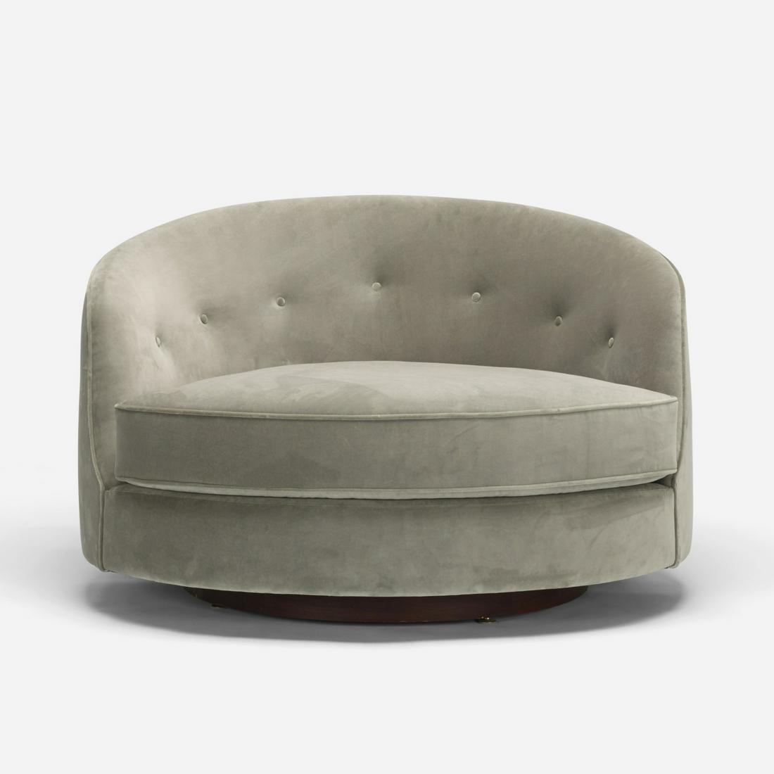 Milo Baughman, swivel lounge chair: Milo Baughman swivel lounge chair Thayer CogginUSA, c. 1970upholstery, walnut43 dia × 25.5 h in (109 × 65 cm)