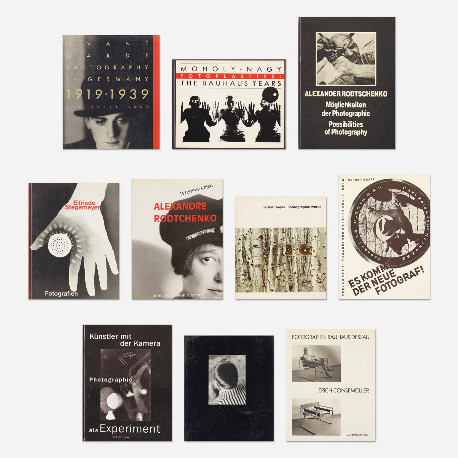 Experimental Photography survey, thirty-one: Experimental Photography survey, thirty-one Provenance: Collection of Michael and Gabrielle Boyd Complete Lot Details Sowjetische Fotografie Reihe Hanser, Alle Rechte, 1975. 1
