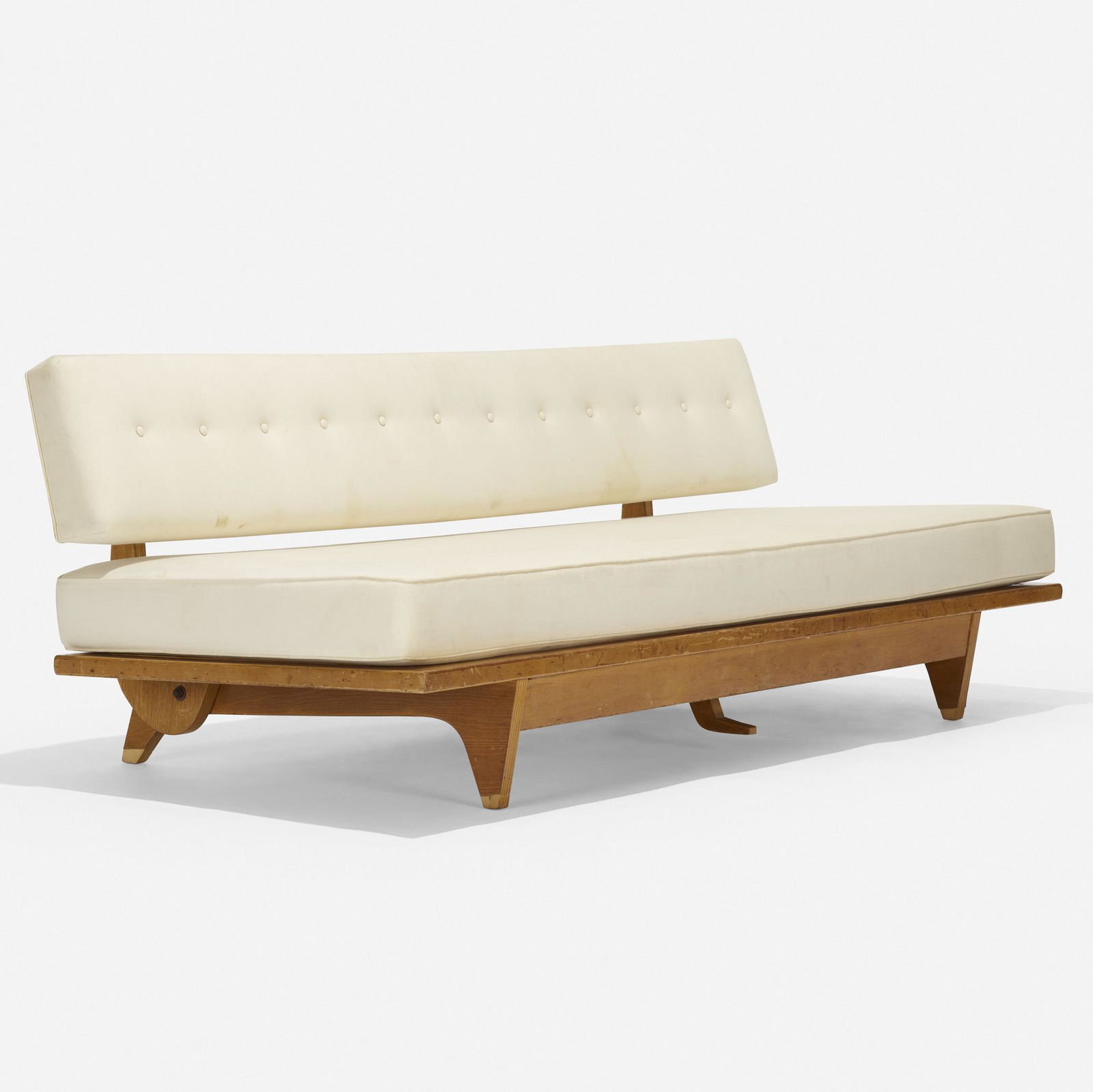 Richard Stein, daybed: Richard Stein daybed Knoll AssociatesUSA, 1947upholstery, birch, birch plywood27.5 h × 76 w × 35 d in (70 × 193 × 89 cm) The backrest of this daybed retracts, creati
