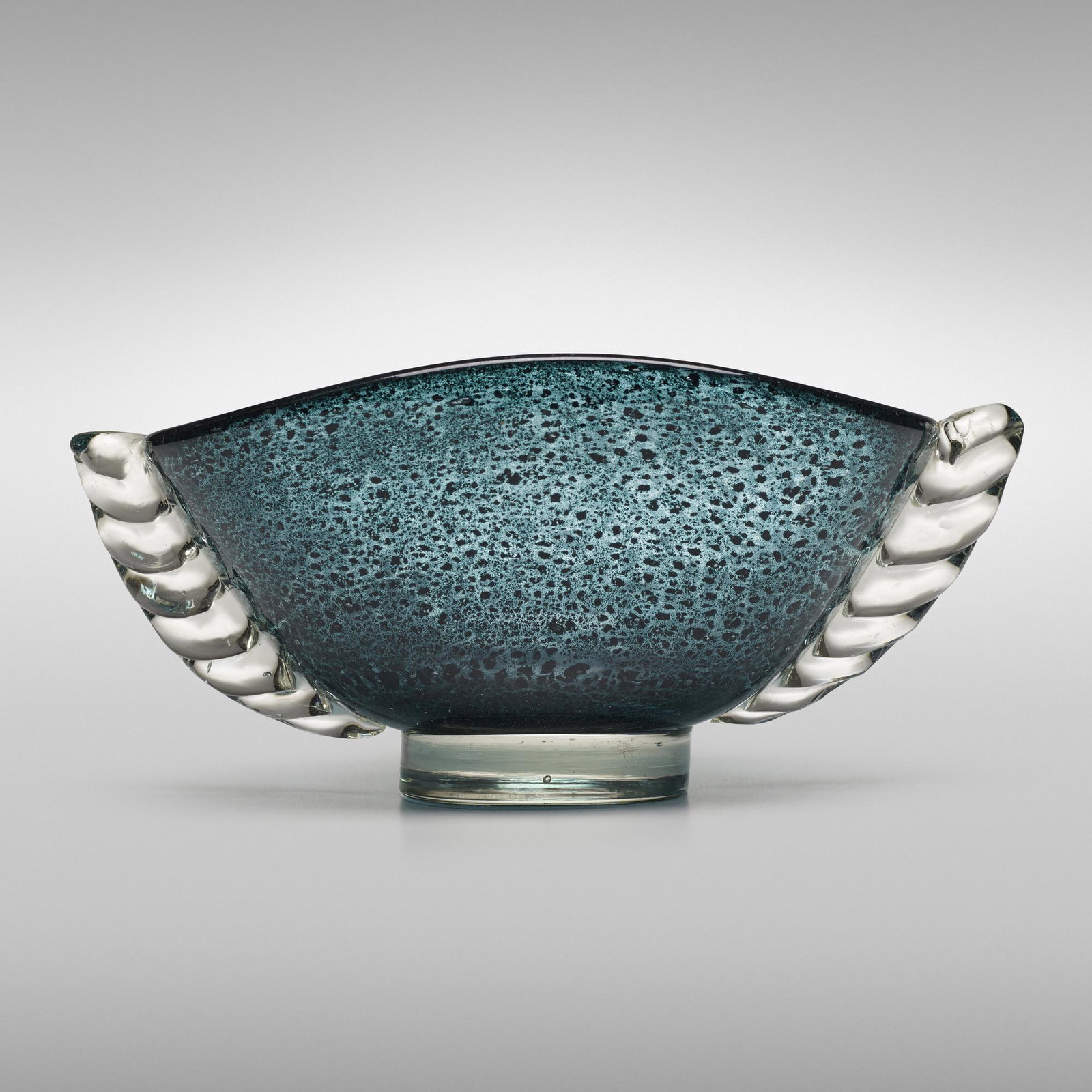 Ercole Barovier, Laguna Gemmmata bowl: Ercole Barovier Laguna Gemmmata bowl Ferro Toso Barovier Italy, 1935-36 internally decorated glass with applied details 11 w × 6 d × 5 h in (28 × 15 × 13 cm) Li