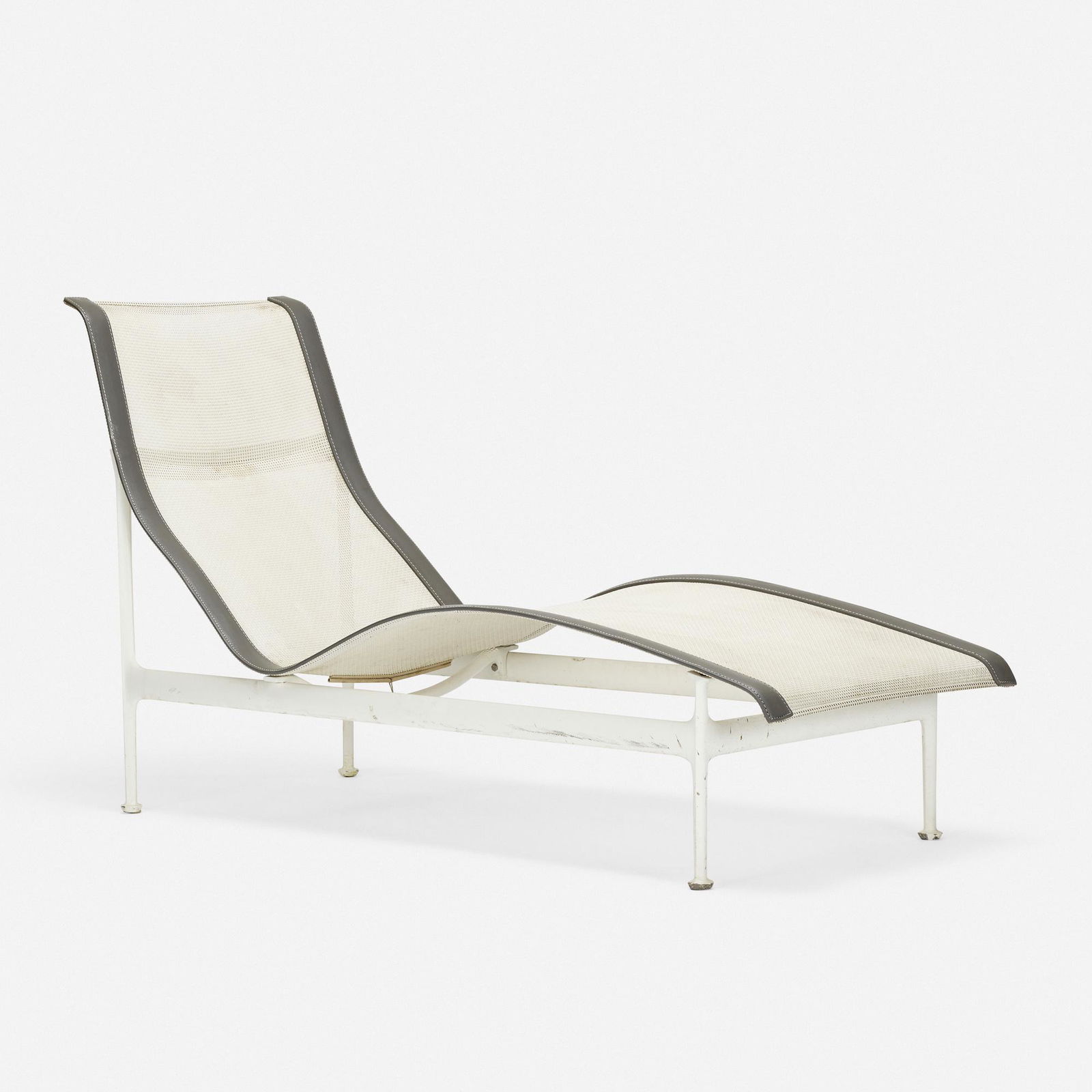 Richard Schultz, 1966 chaise: Richard Schultz 1966 chaise Richard Schultz Design, Inc.USA, 1966 / c. 2000enameled aluminum, nylon, vinyl23.25 w × 59 d × 33.75 h in (59 × 150 × 86 cm)