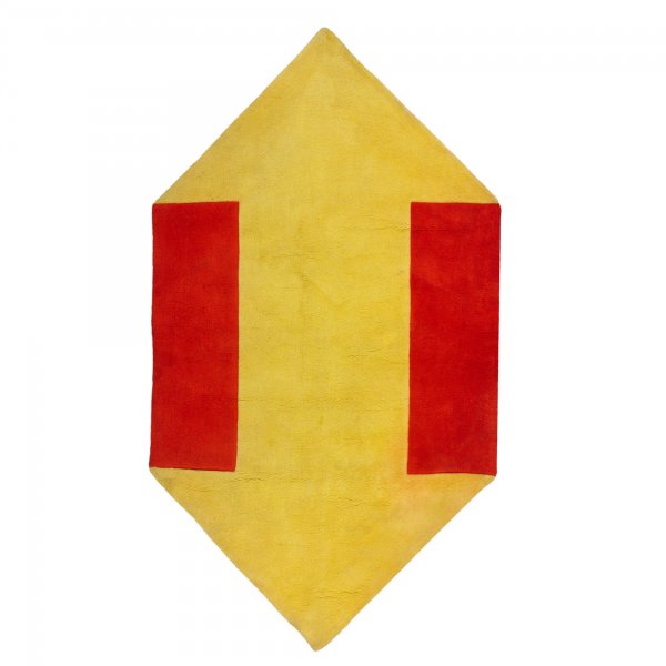 Stanley Tigerman carpet: Stanley Tigerman carpet Edward Fields USA, 1971 hand-woven wool 59 w x 109 l inches Stamped signature to underside: [Edward Fields 1971]. Provenance: Barbara Glass, Chicago | Private collection