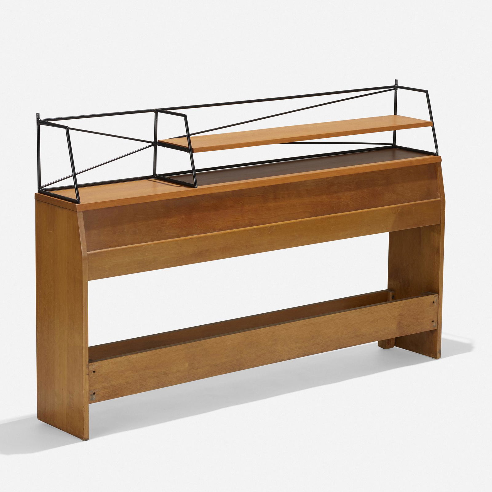 Paul McCobb, Planner Group headboard, model 1553 3/3: Paul McCobb Planner Group headboard, model 1553 3/3 WinchendonUSA, 1953maple, enameled steel55.5 w × 9.5 d × 36 h in (141 × 24 × 91 cm) Literature: