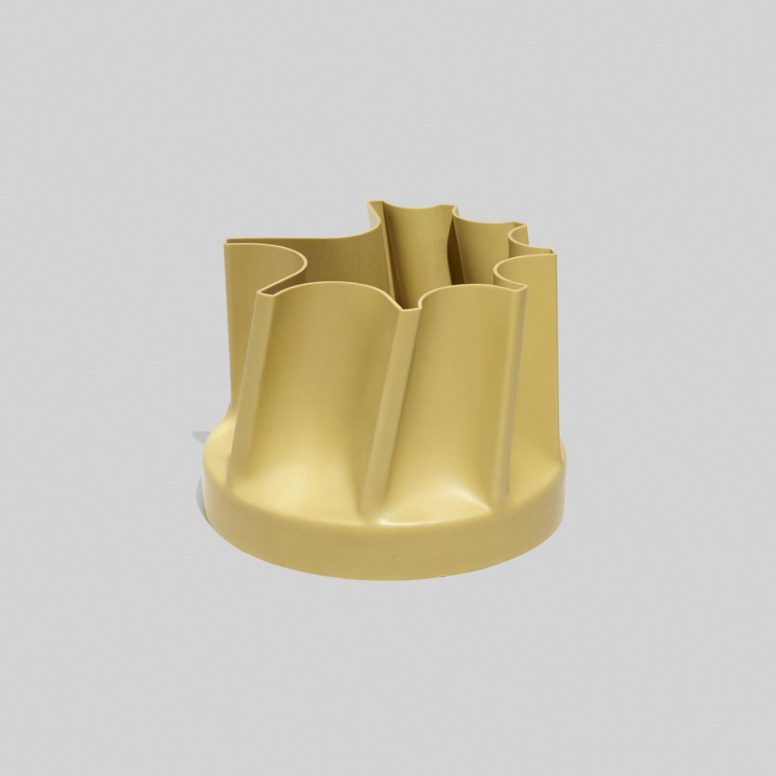 Enzo Mari, Tortiglione plant stand, model 3083B: Enzo Mari Tortiglione plant stand, model 3083B DaneseItaly, 1969PVC7 h × 9.75 dia in (18 × 25 cm) Metal disc manufacturer's label to underside 'Enzo Mari 1969 Danese Milano Made