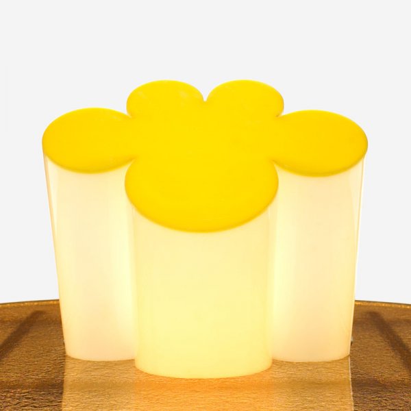 Superstudio Passiflora lamp: Superstudio Passiflora lamp Design Centre/Poltronova Italy, 1966 yellow and opalescent methacrylate, chrome-plated brass 12 w x 16 d x 11 h inches Sold with original box. Signed with decal manufacture