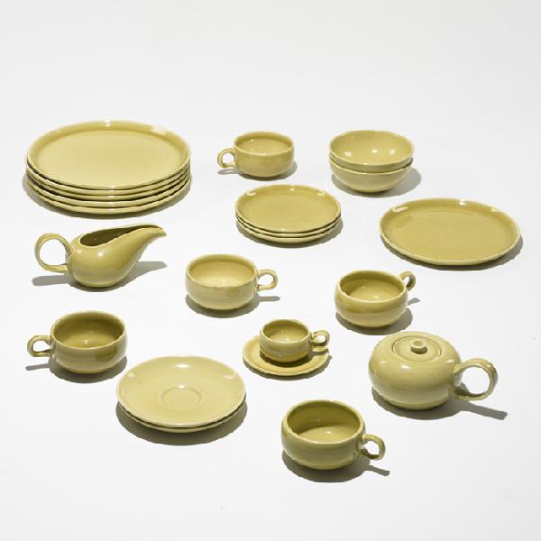 Russel Wright dishware: Russel Wright dishware Steubenville USA , 1946 glazed stoneware 10 dia x 1 h inches Signed with impressed manufacturer's mark to underside of eleven examples: [Russel Wright Mfg. by Steubenville]. Lit