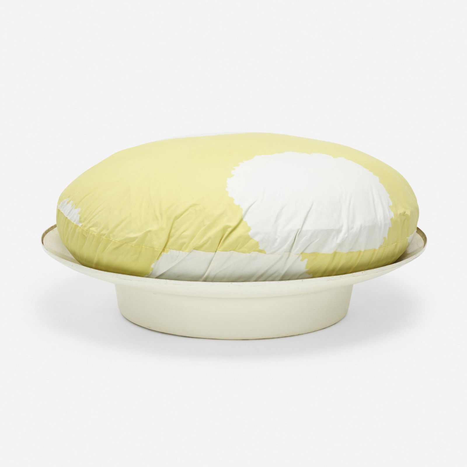 Antti and Vuokko Nurmesniemi, Bubble on the Beach stool (1 of 2)