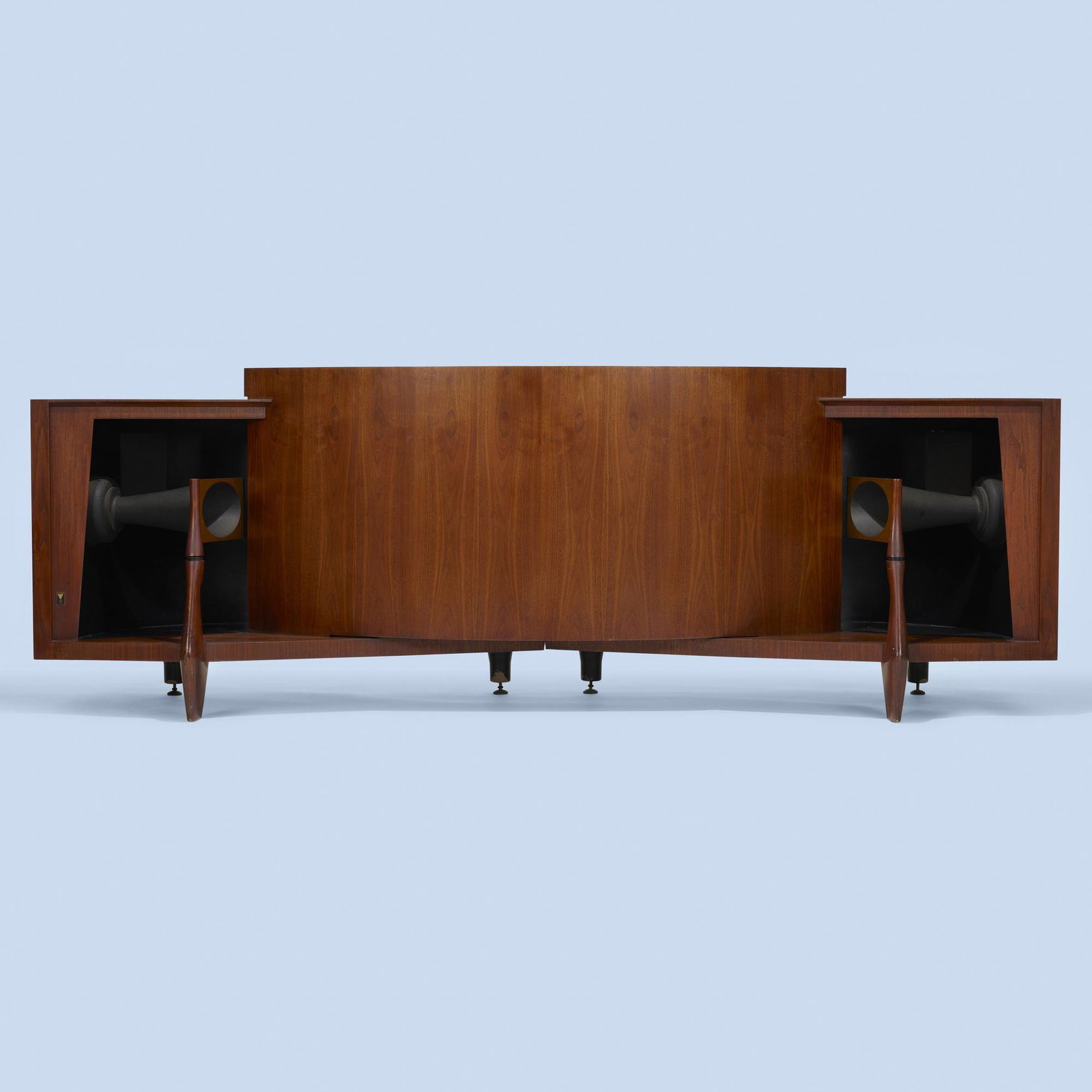 Wolf and Ranger, Paragon speaker, model D44000 (1 of 6)