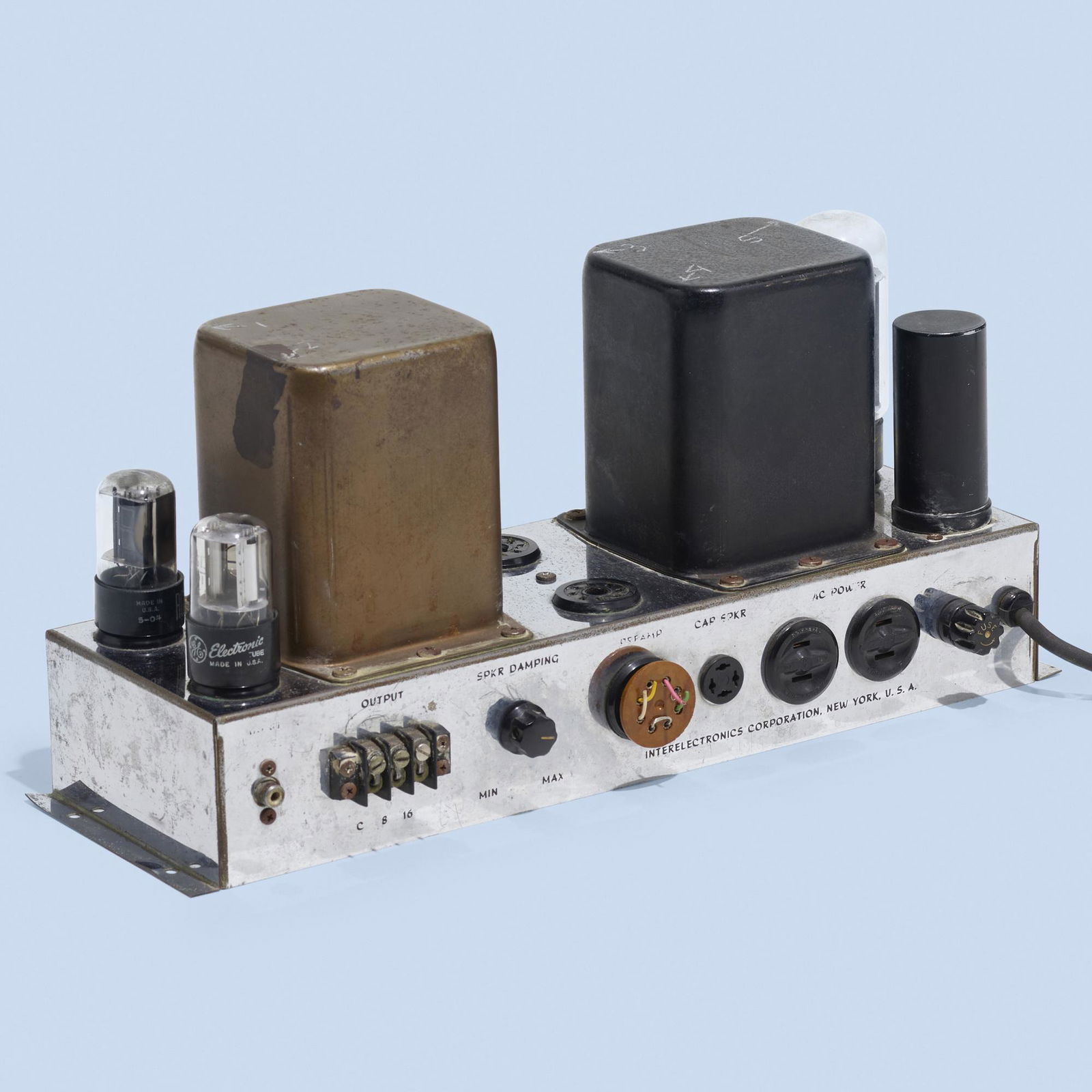 Interelectronics, Coronation 100 broadcast amplifier (1 of 4)