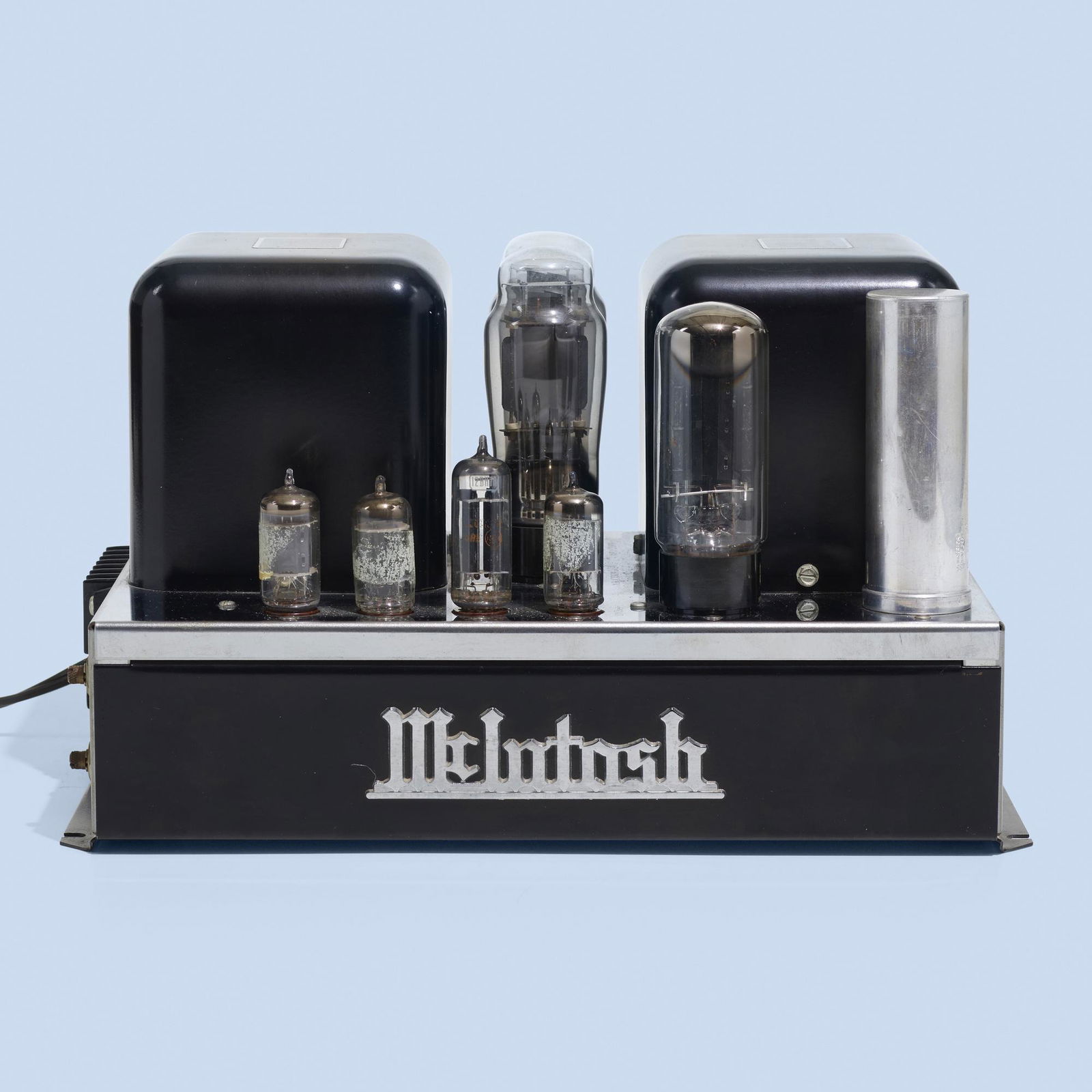 McIntosh, MC30 tube amplifier, serial no. 7E358 (1 of 3)