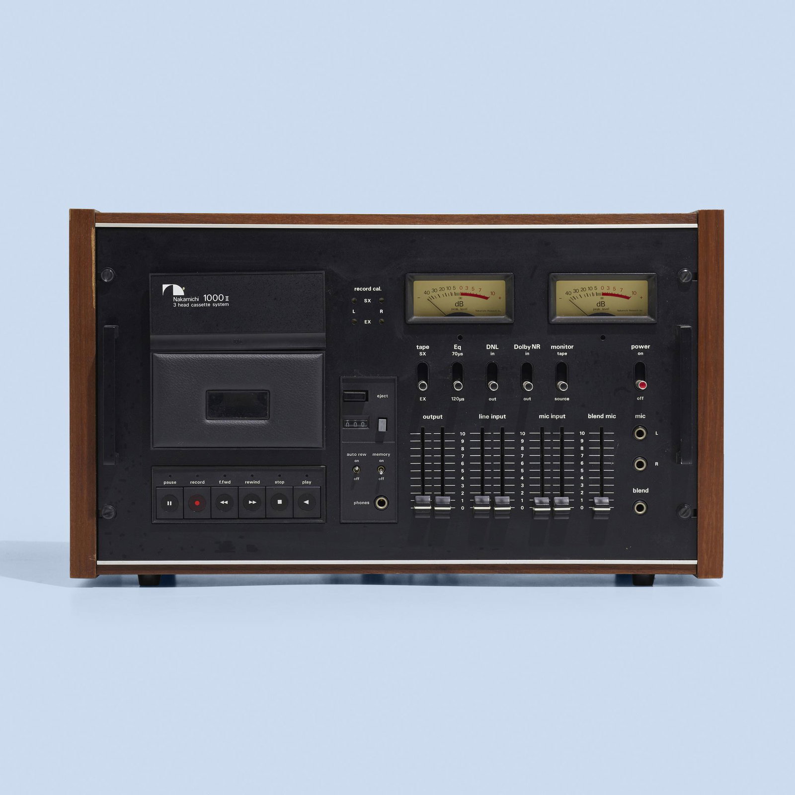 Nakamichi, 1000II three-head cassette system: Nakamichi 1000II three-head cassette system, serial no. 3141115 Japan, 1977 walnut, enameled steel, aluminum, plastic, glass, chrome-plated brass 12 h × 20.75 w × 9.25 d in (30 × 53