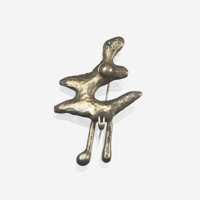 Harry Bertoia brooch: Harry Bertoia brooch USA, c. 1940 sterling silver 2.25 w x .5 d x 1.5 h inches Literature: The World of Bertoia, Schiffer and Bertoia, pg. 27 illustrates this example Provenance: Acquired directly fro