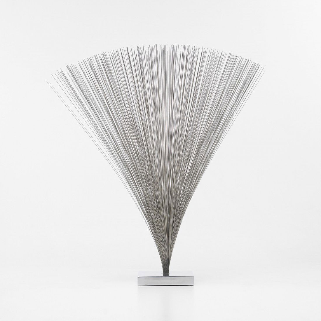 Harry Bertoia untitled (Spray): Harry Bertoia untitled (Spray) USA, c. 1975 steel wire, stainless steel 24 dia x 26 h inches Signed with decal labels to underside: [Harry Bertoia Knoll International Room-5] and [Knoll Associates Inc