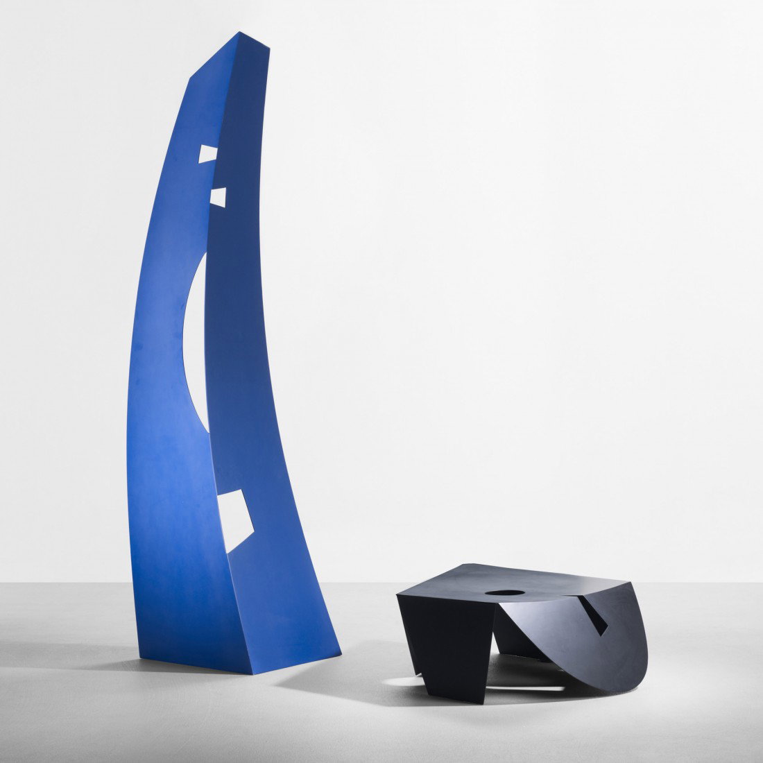 Isamu Noguchi Black + Blue (IN79-2053): Isamu Noguchi Black + Blue (IN79-2053) USA, 1959/1980 enameled aluminum 93 h x 24 w inches Signed, titled, dated and numbered on applied label to interior of each element 'Black + Blue 1959-80 B/B 9/1