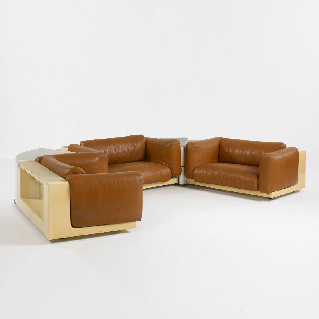 Cini Boeri Gradual System seating: Cini Boeri Gradual System seating Gavina Italy, 1971 lacquered fiberglass, leather 156 w x 114 d x 26 h inches Signed with decal manufacturer's label to each table element: [Gavina Model Made in Italy
