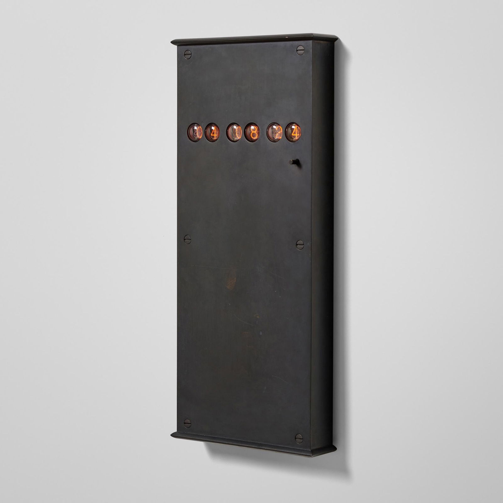 Tyler Hays, Nixie Tube wall clock (1 of 4)