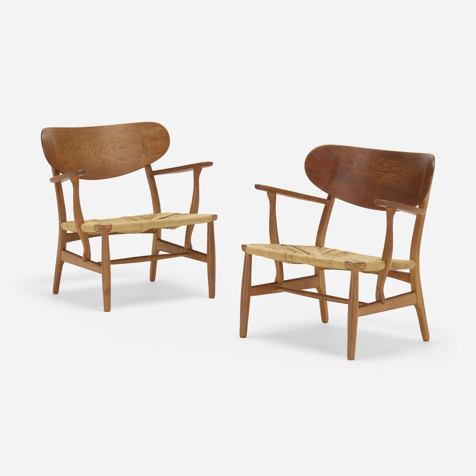 Hans J. Wegner, Lounge chairs model CH22, pair (1 of 5)
