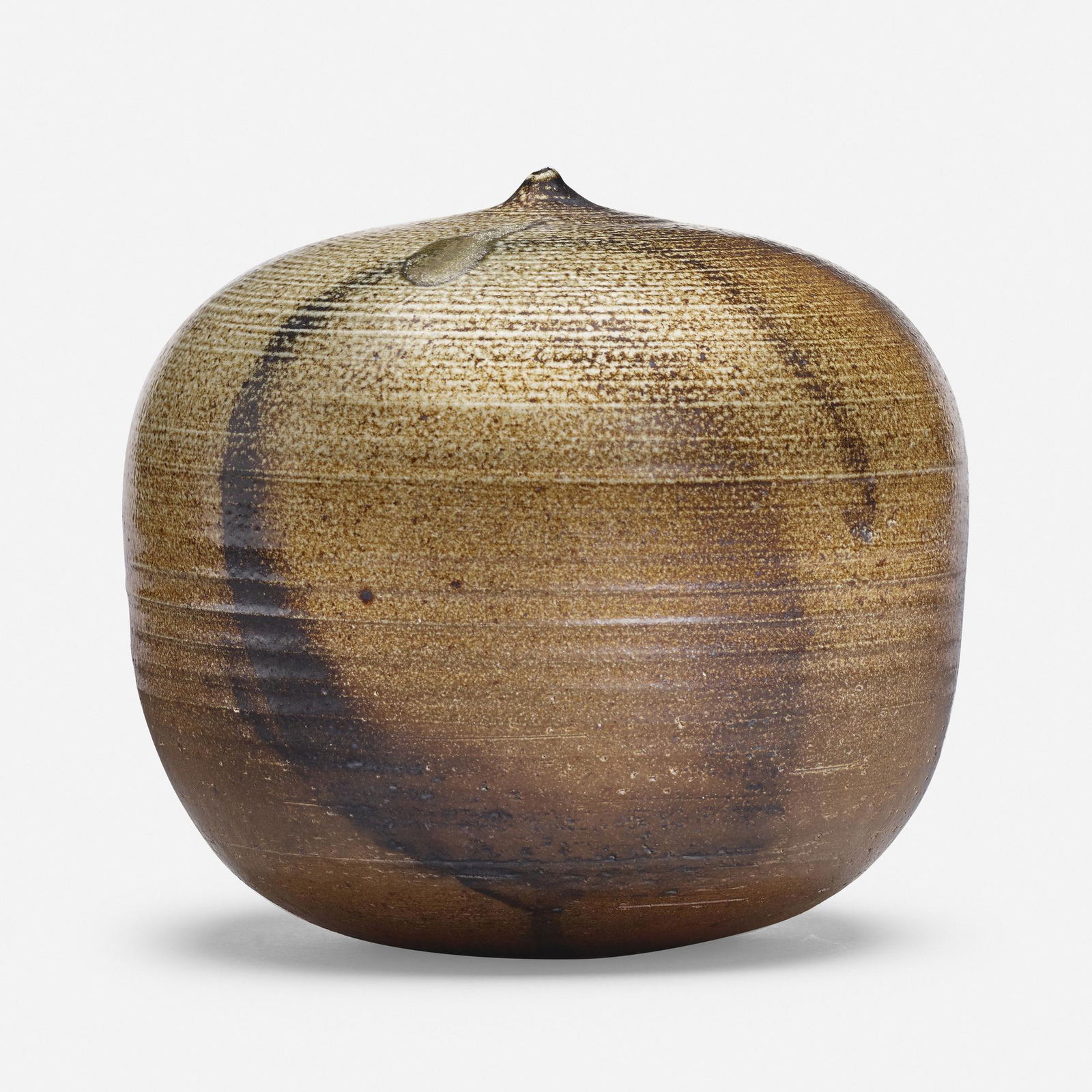 Toshiko Takaezu, Untitled: Toshiko Takaezu Untitled 2009salt-fired stoneware 8.5 h x 9 dia in (22 x 23 cm) Incised signature to underside 'TT'. Provenance: Collection of Katsunari Toyoda, Japan |