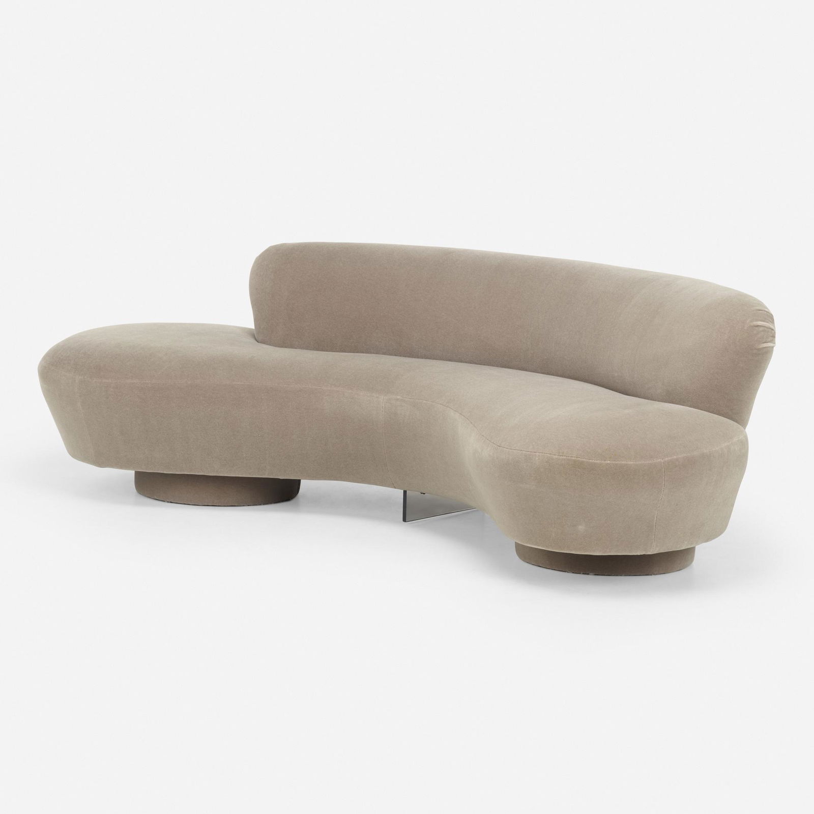 Vladimir Kagan, Long Island sofa (1 of 5)