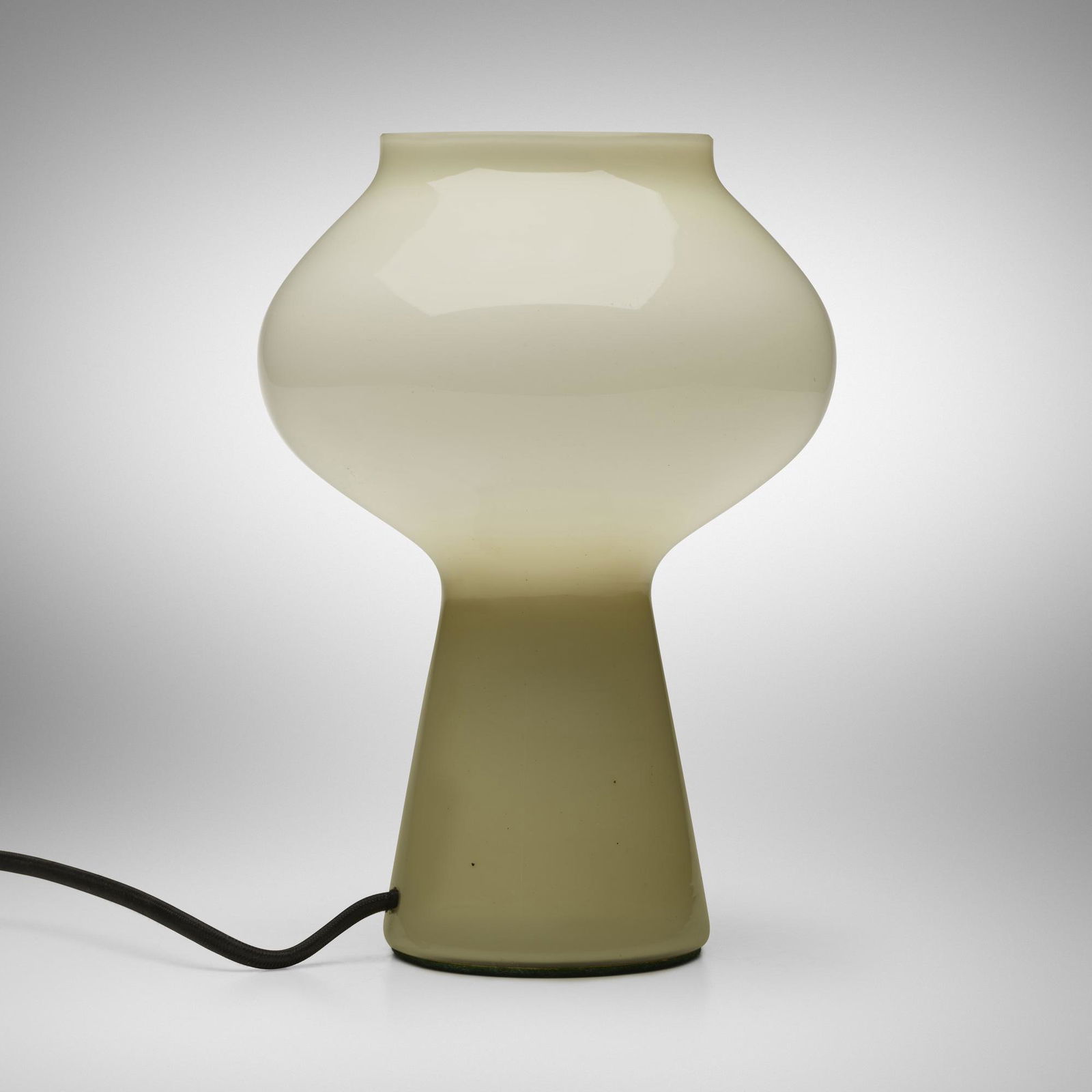 Massimo Vignelli, Table lamp, model 4040 (1 of 4)