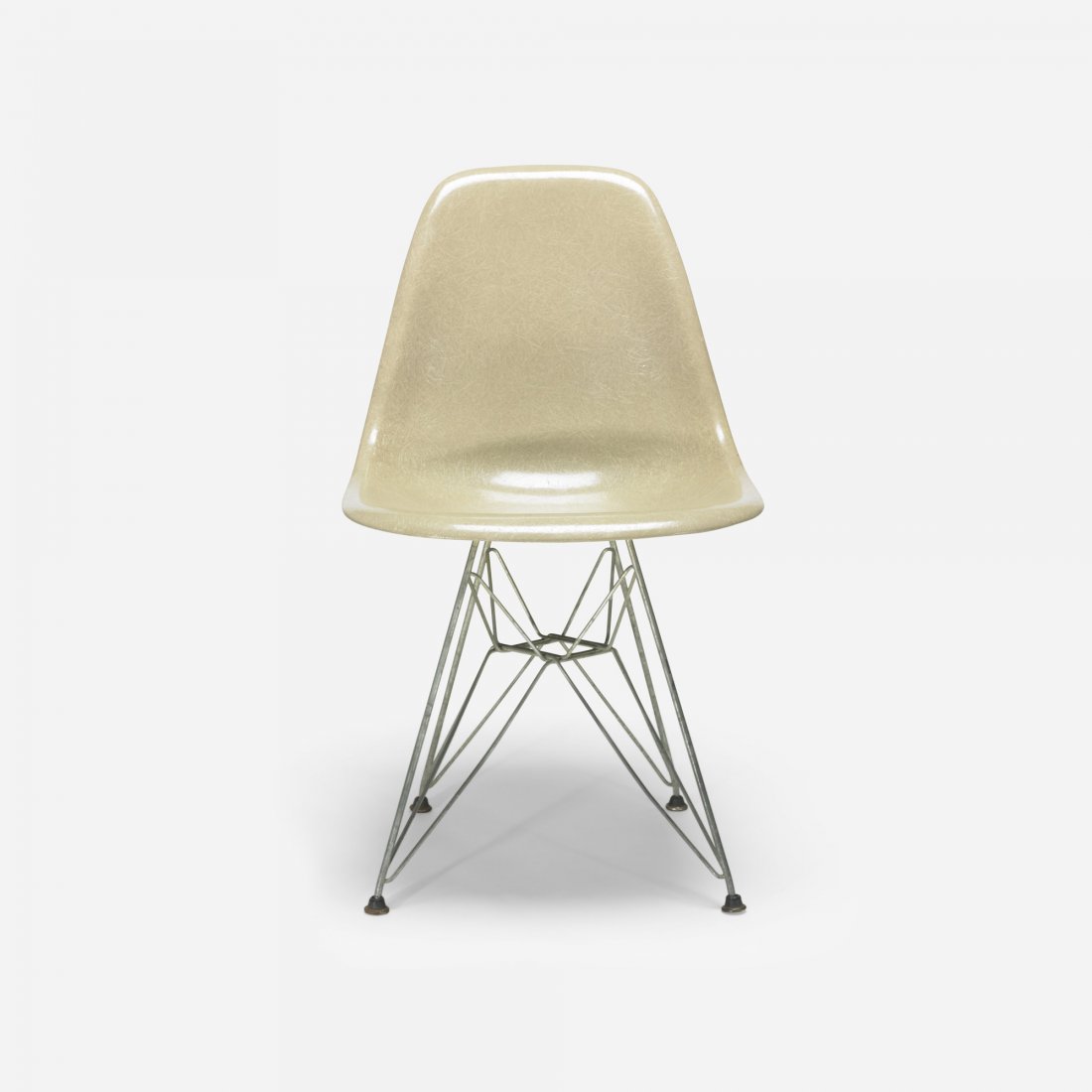 Charles and Ray Eames DSR: Charles and Ray Eames DSR Herman Miller USA, 1950/c. 1952 molded fiberglass, zinc-plated steel, rubber 18.5 w x 21 d x 31 h inches Literature: Eames Design: The Work of the Office of Charles and Ray E