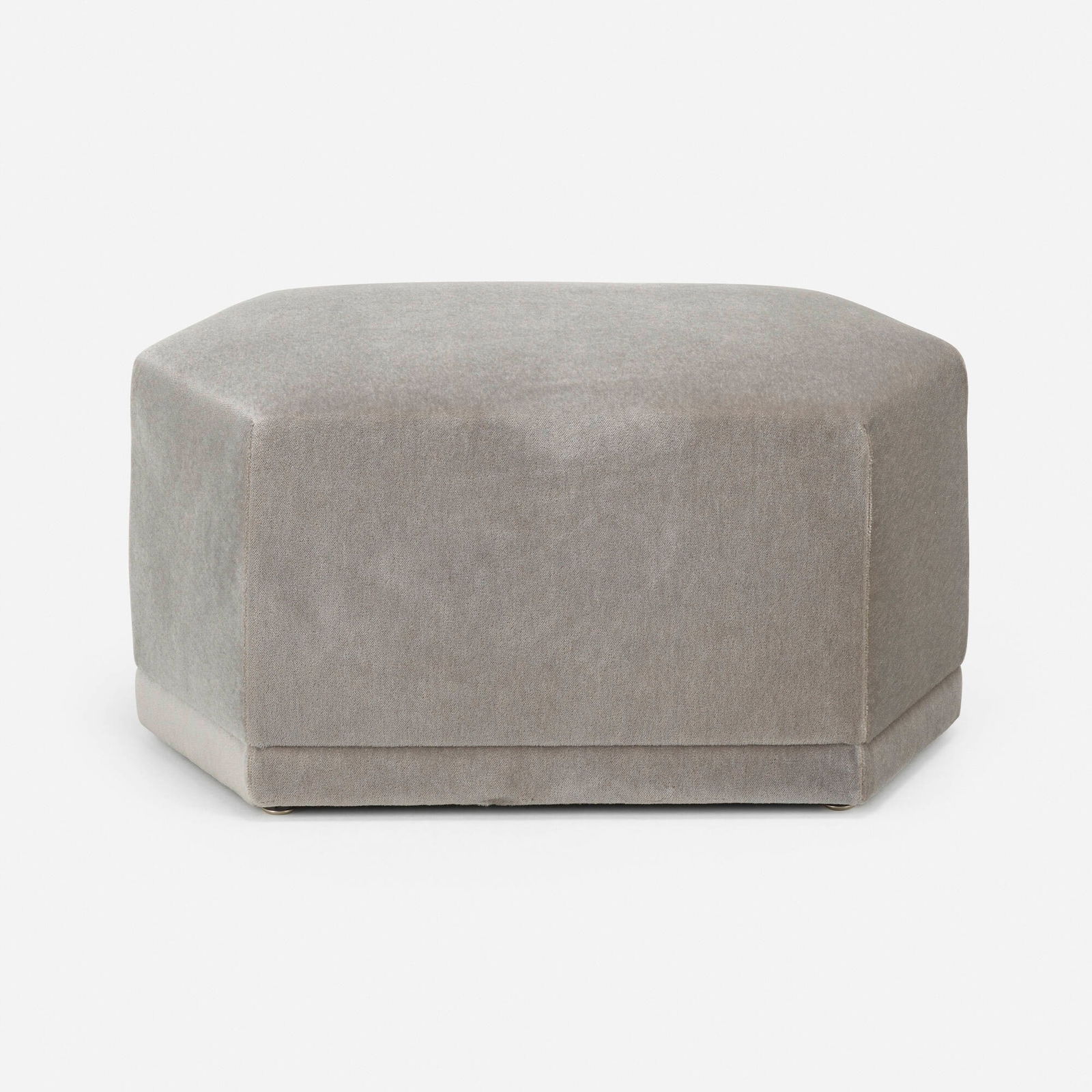 Lazzarini Pickering Architetti, Lavinia pouf (1 of 4)