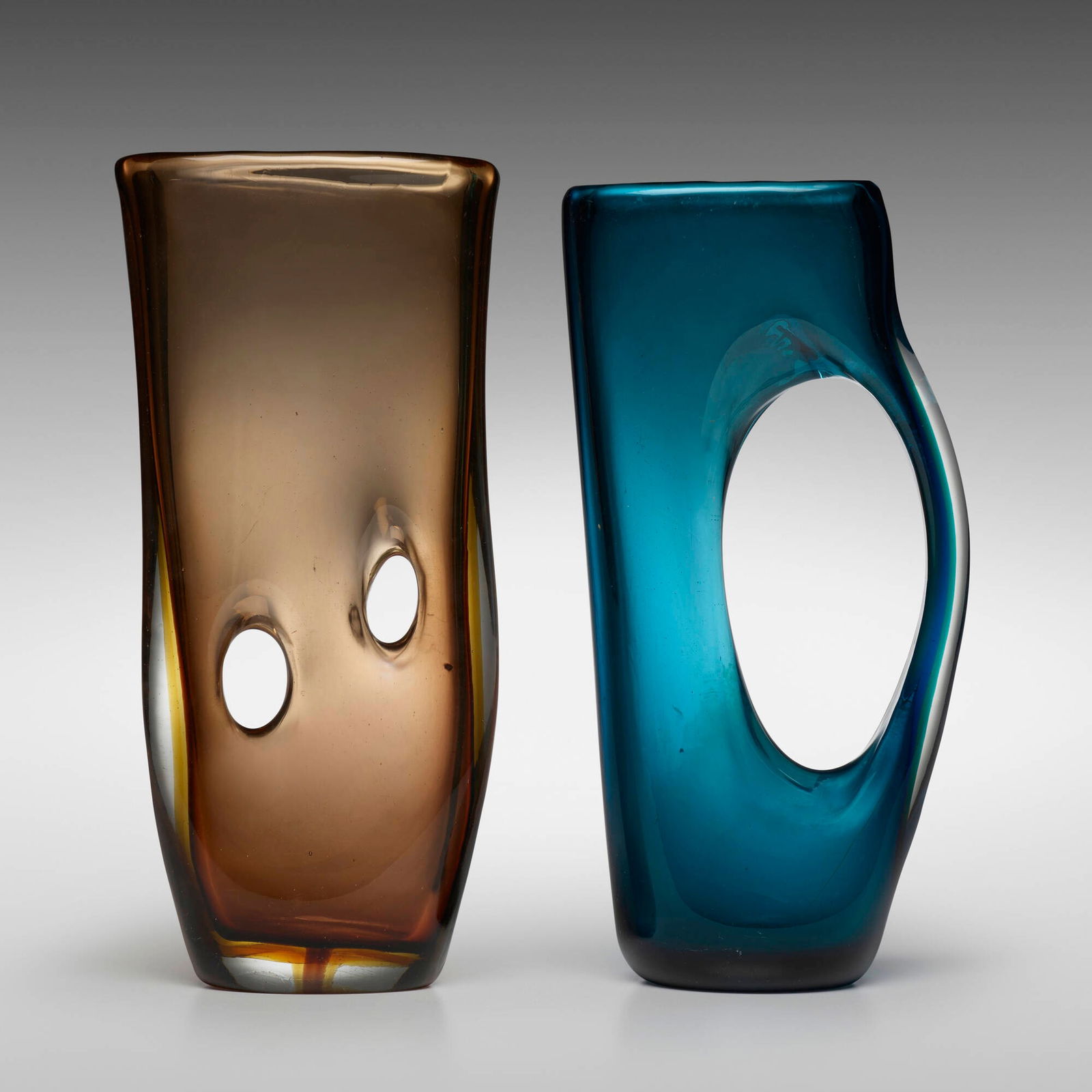 Fulvio Bianconi, Forato vases model 4538 and model 4514, set of two (1 of 5)