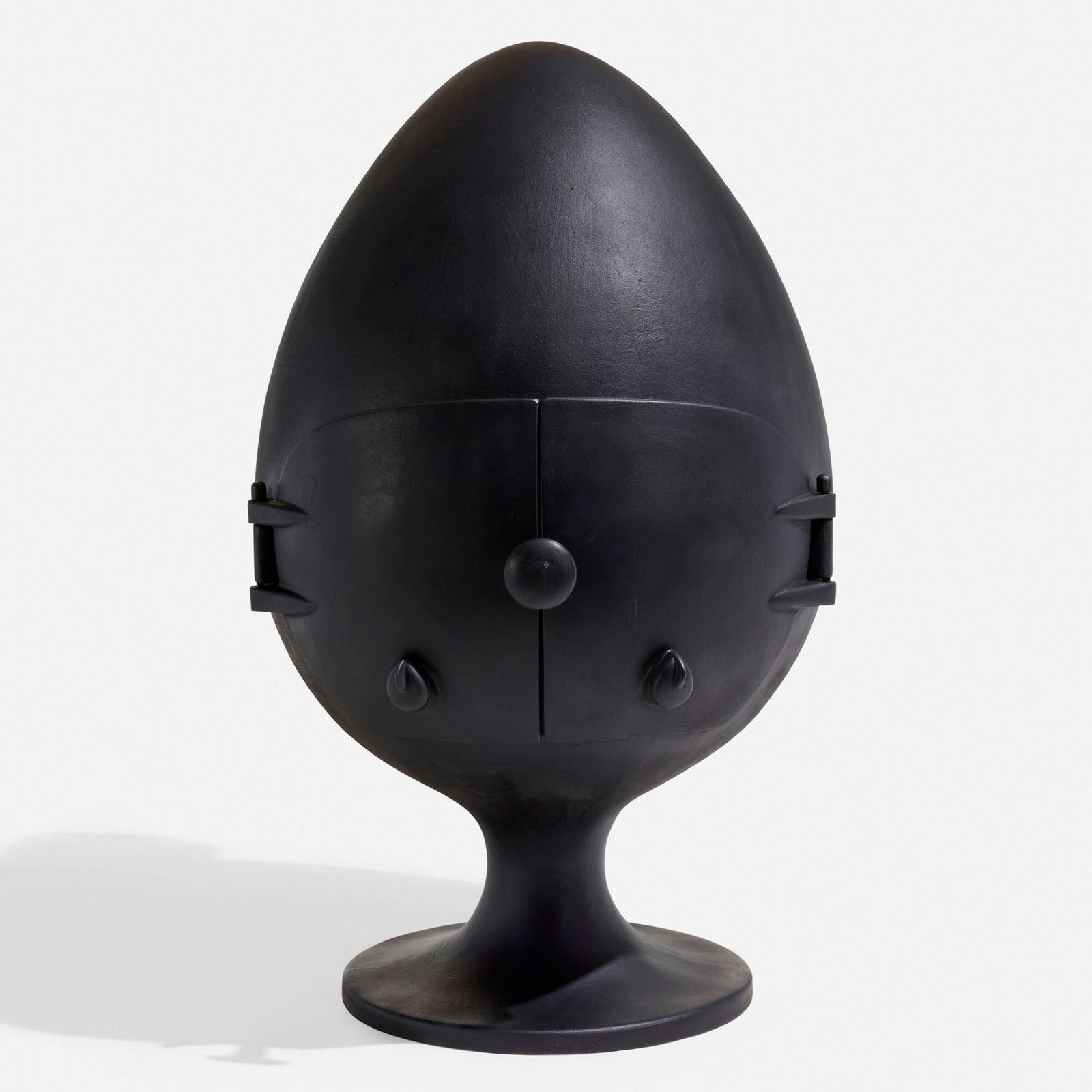 Danish, Egg-shaped fireplace (1 of 5)