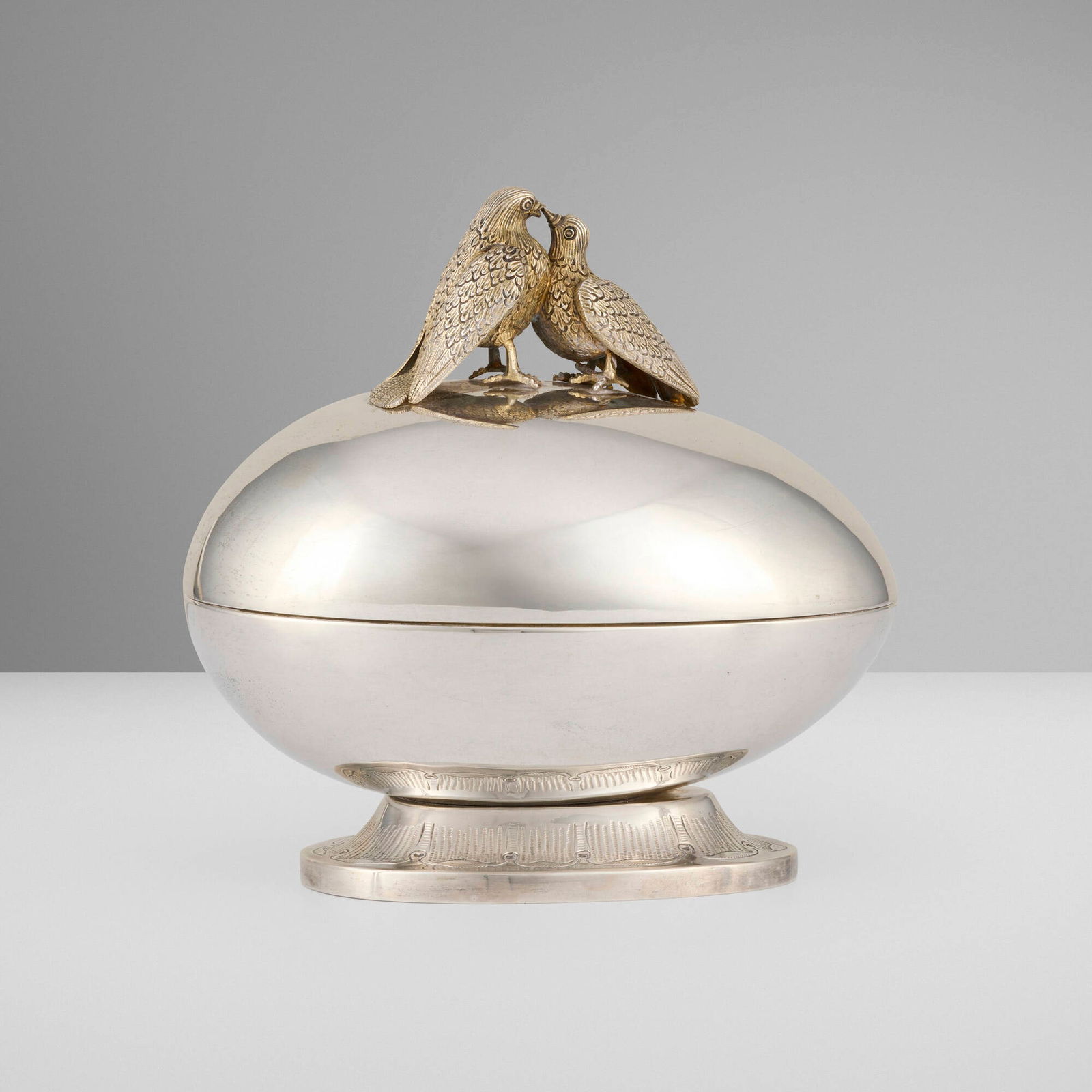 Portuguese, Egg-form footed presentation box with birds finial (1 of 6)