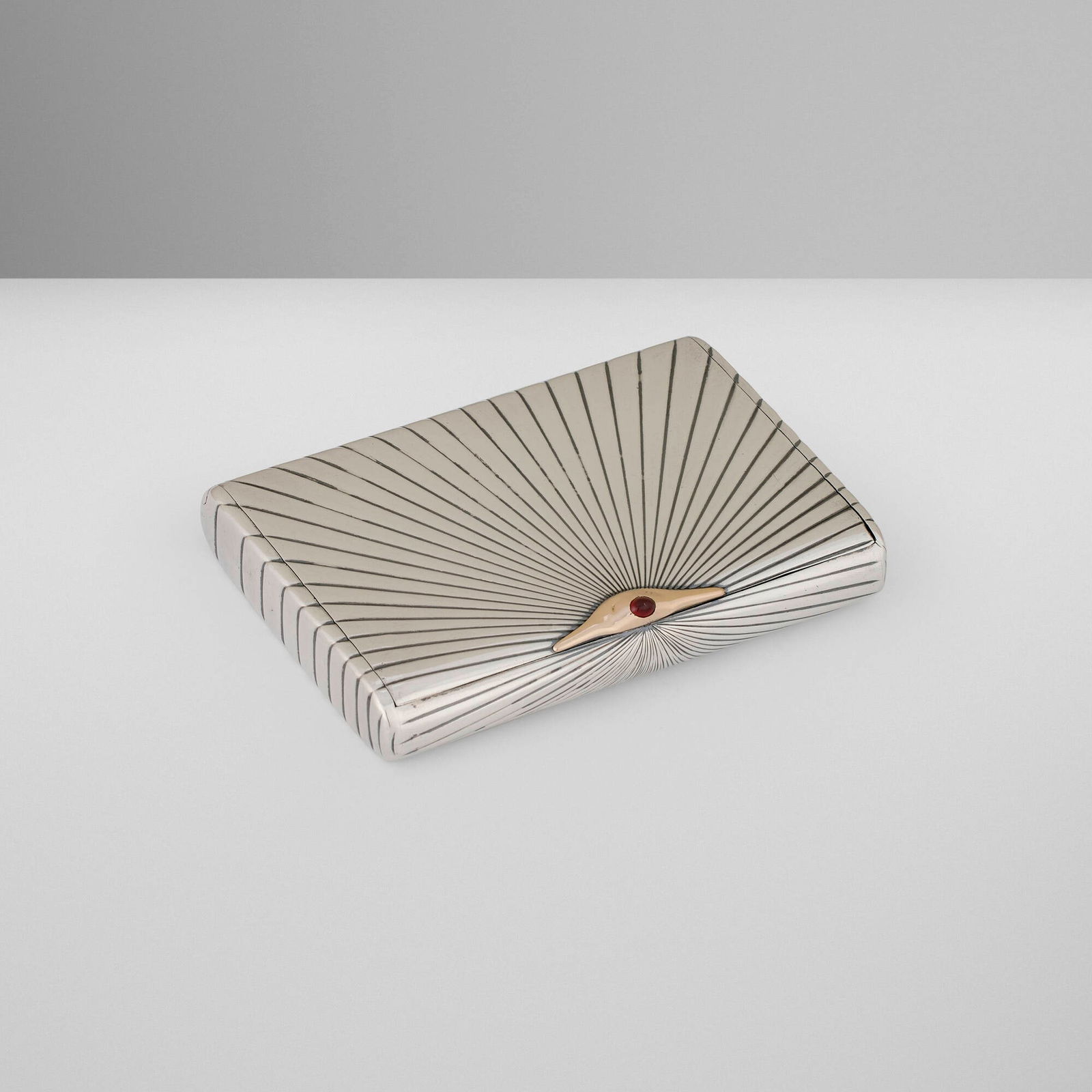 Russian, Cigarette case (1 of 5)