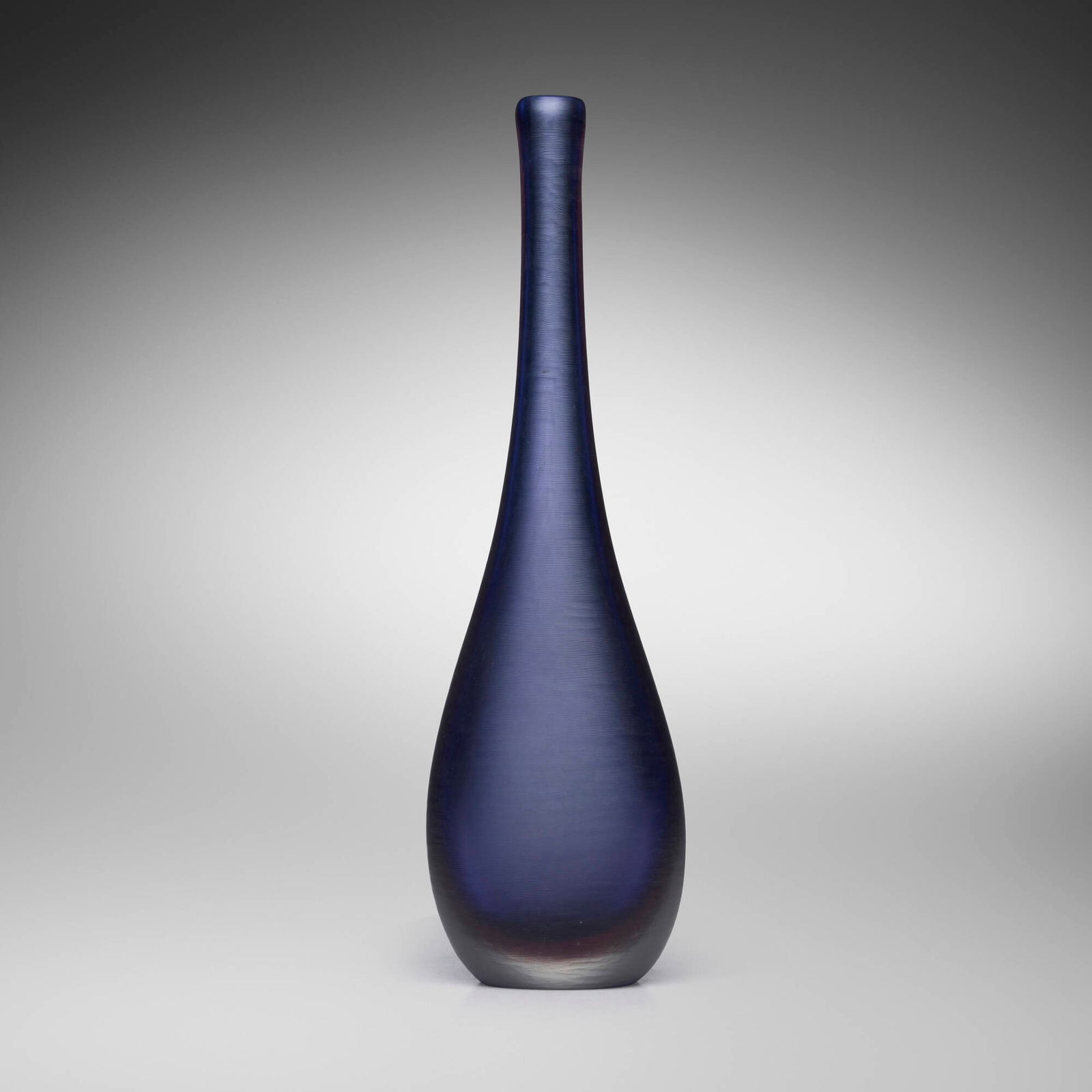 Paolo Venini, Inciso vase, model 4816 (1 of 3)