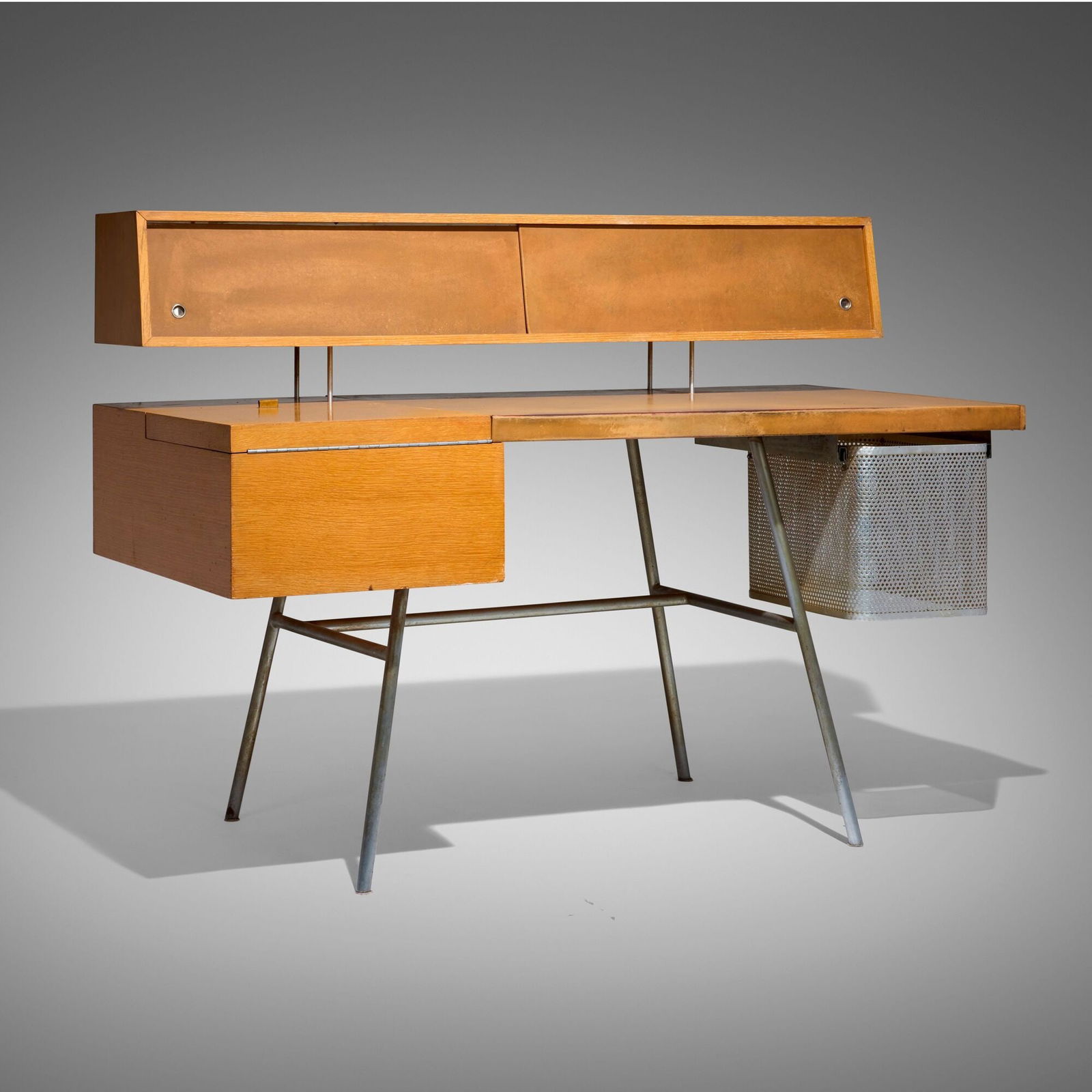 George Nelson & Associates, Home Office desk, model 4658 (1 of 4)