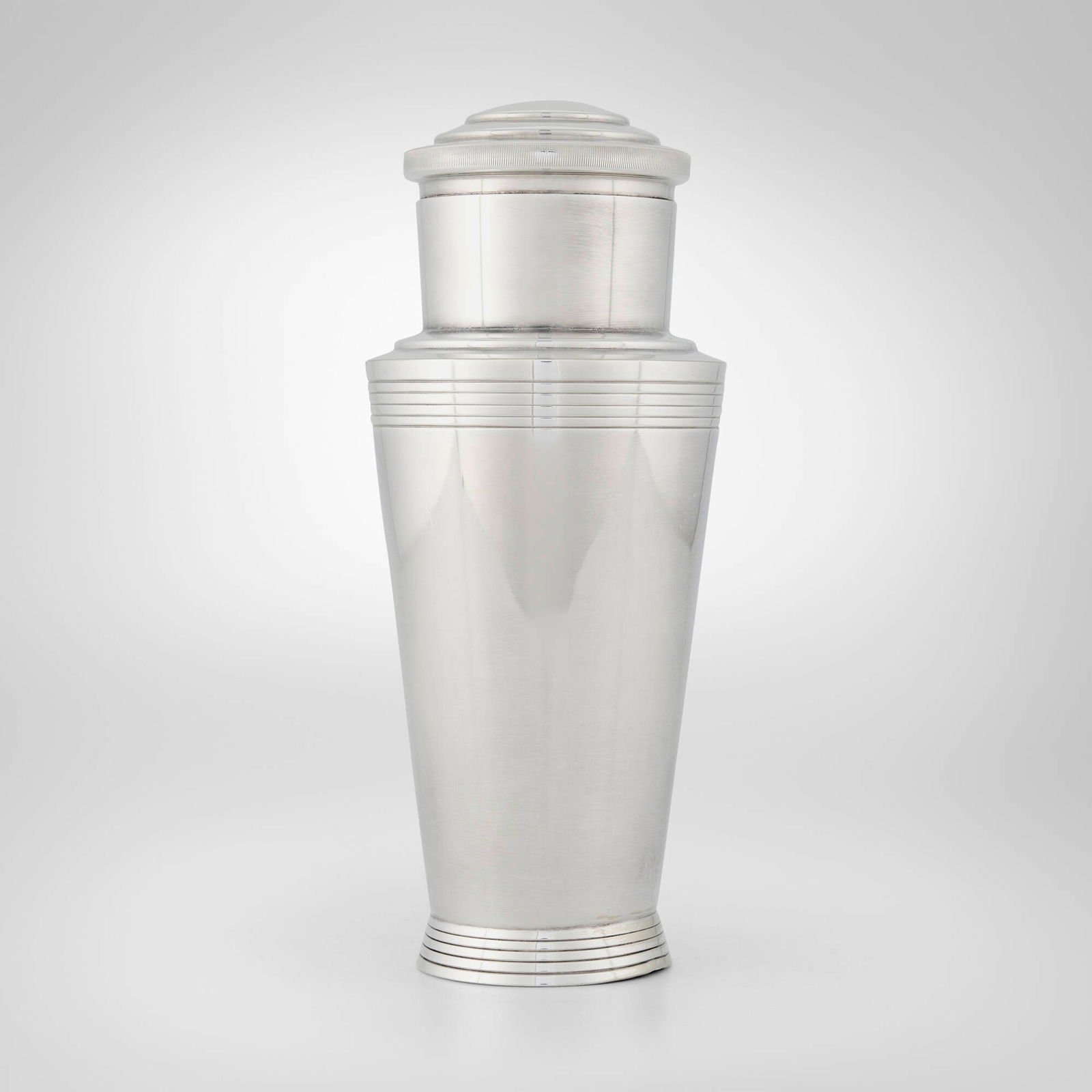 Keith Murray, attribution, Cocktail shaker: Keith Murray, attribution Cocktail shaker Mappin & WebbUnited Kingdom c. 1935silver-plated metal 9.5 h x 3.875 dia in (24 x 10 cm) Impressed mark to underside of shaker 'Triple Deposit M