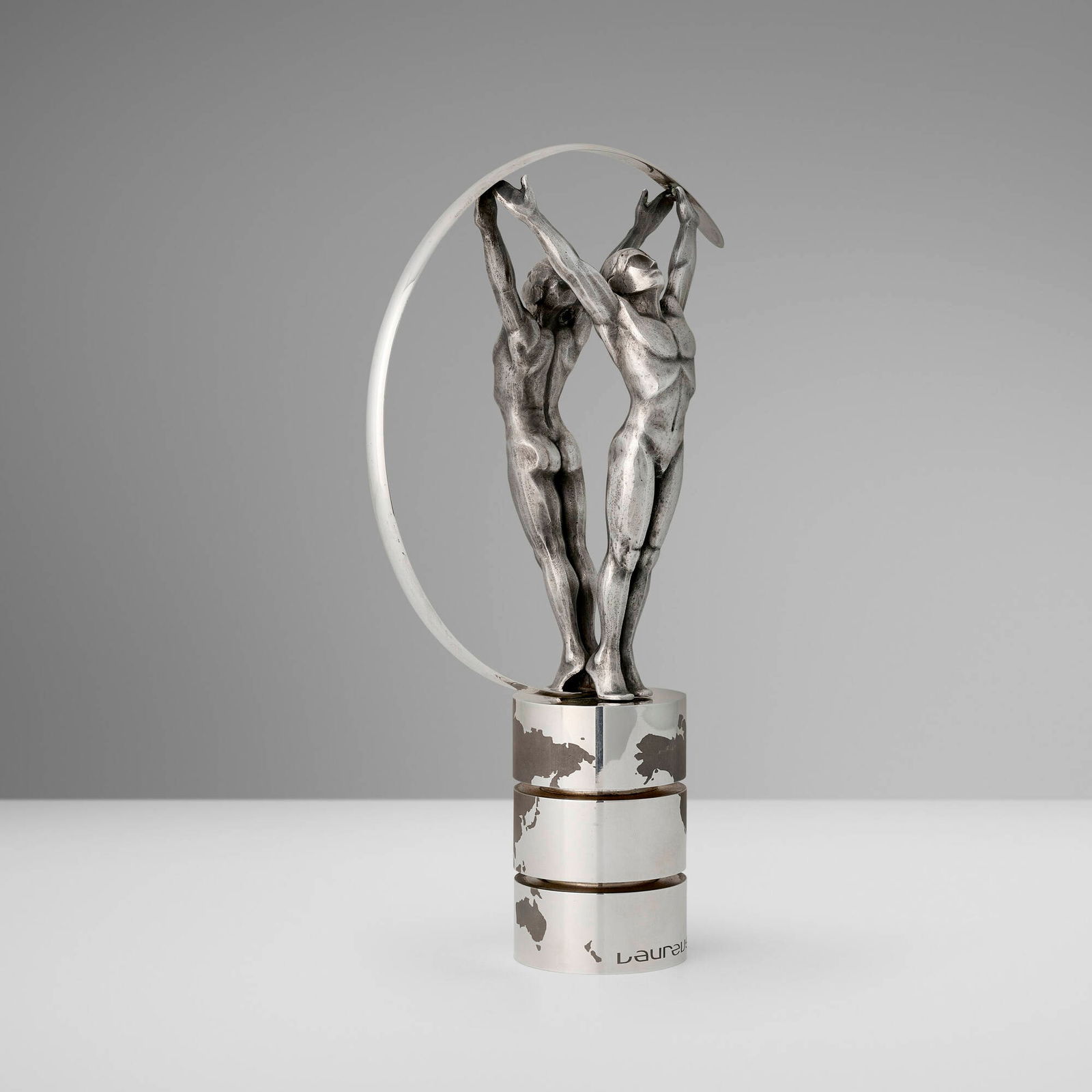 Cartier, Laureus World Sports Awards trophy (1 of 7)