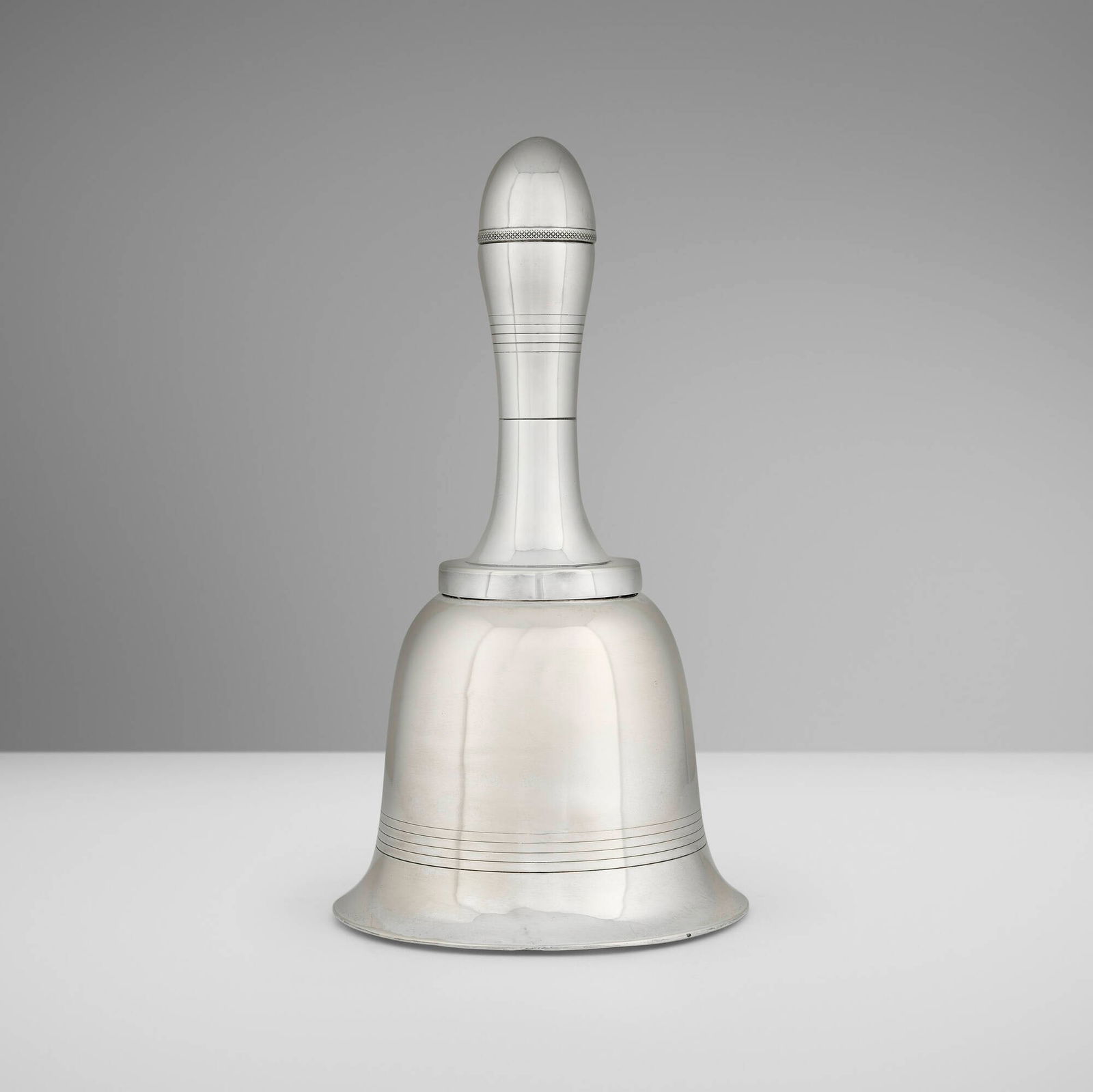 Asprey & Co., Joy Bell cocktail shaker (1 of 4)
