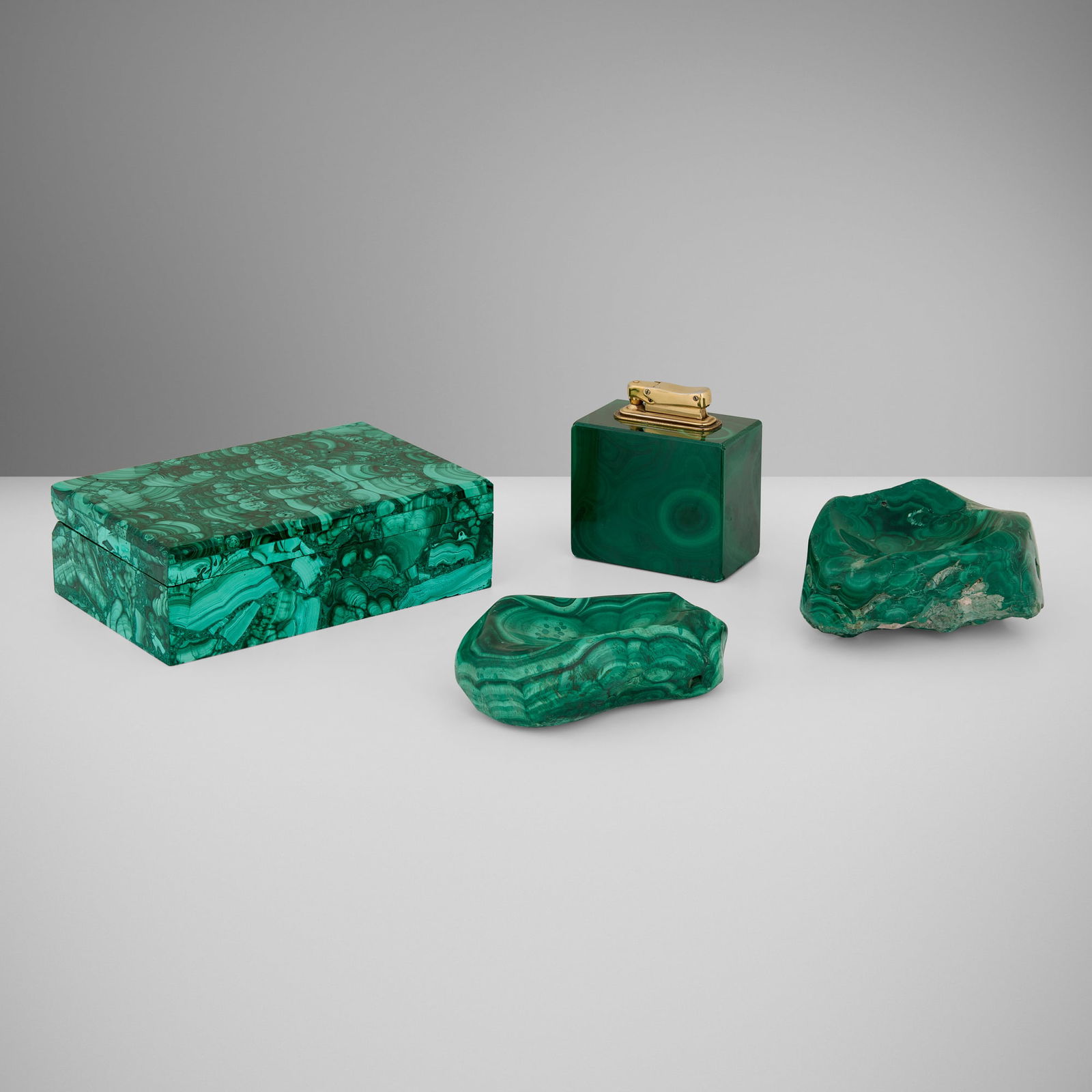 Four-piece smoking set (1 of 4)