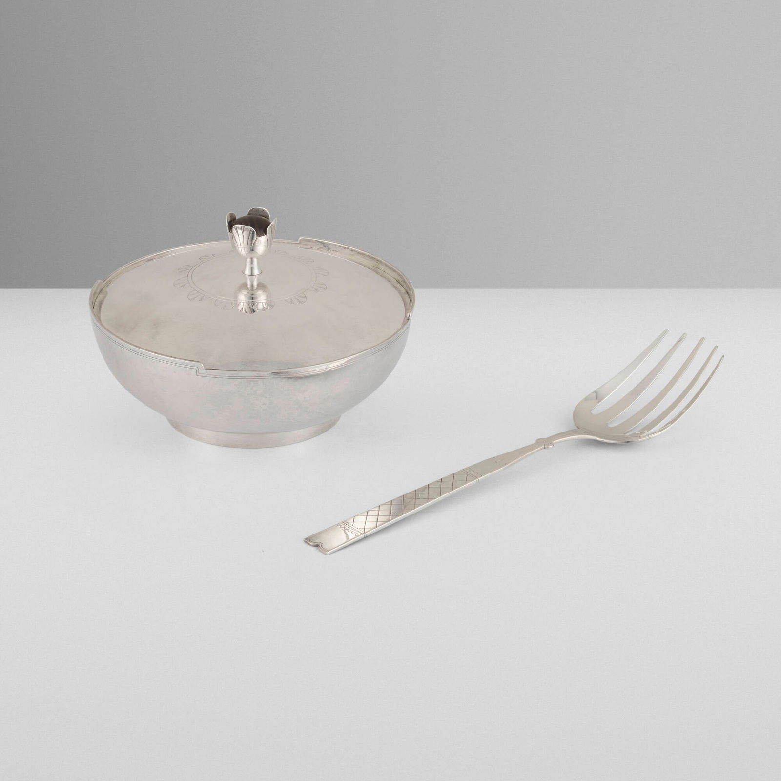 Tommi Parzinger, Covered dish and serving fork (1 of 5)