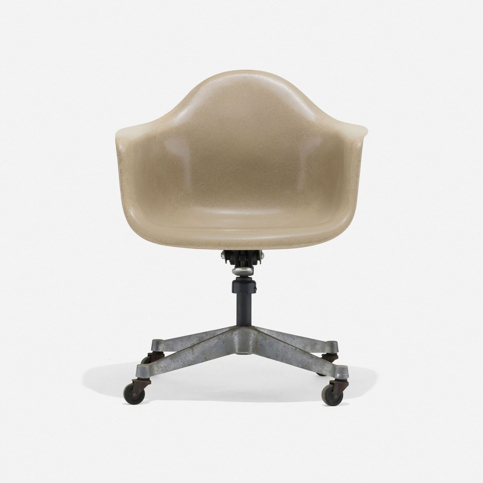 Charles and Ray Eames, PACC armchair (1 of 5)