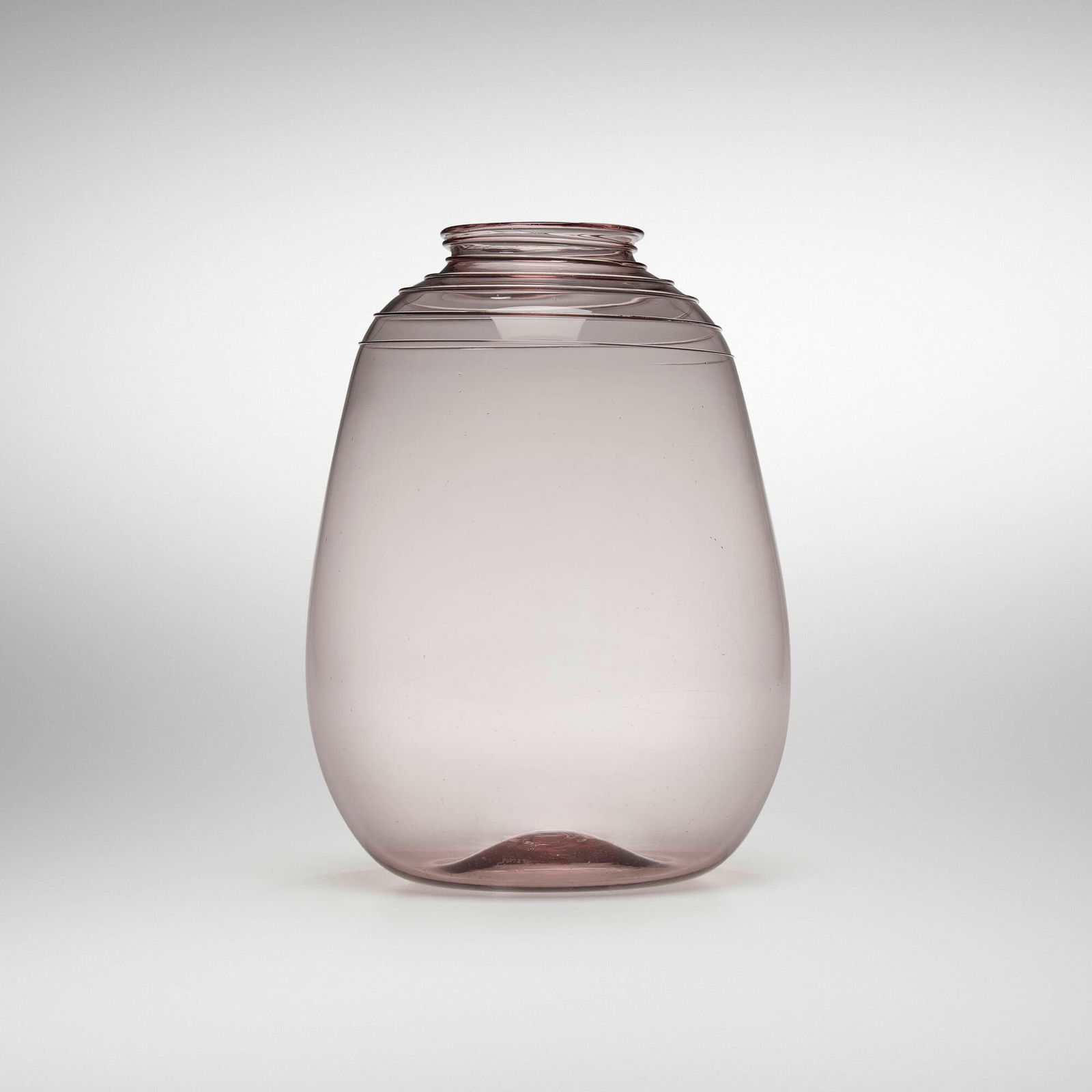 Vittorio Zecchin, Soffiato vase, model 5209 (1 of 4)