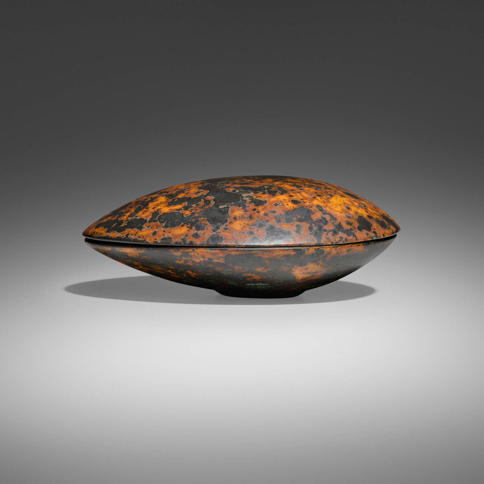 Hans Hedberg, Lidded vessel (1 of 5)